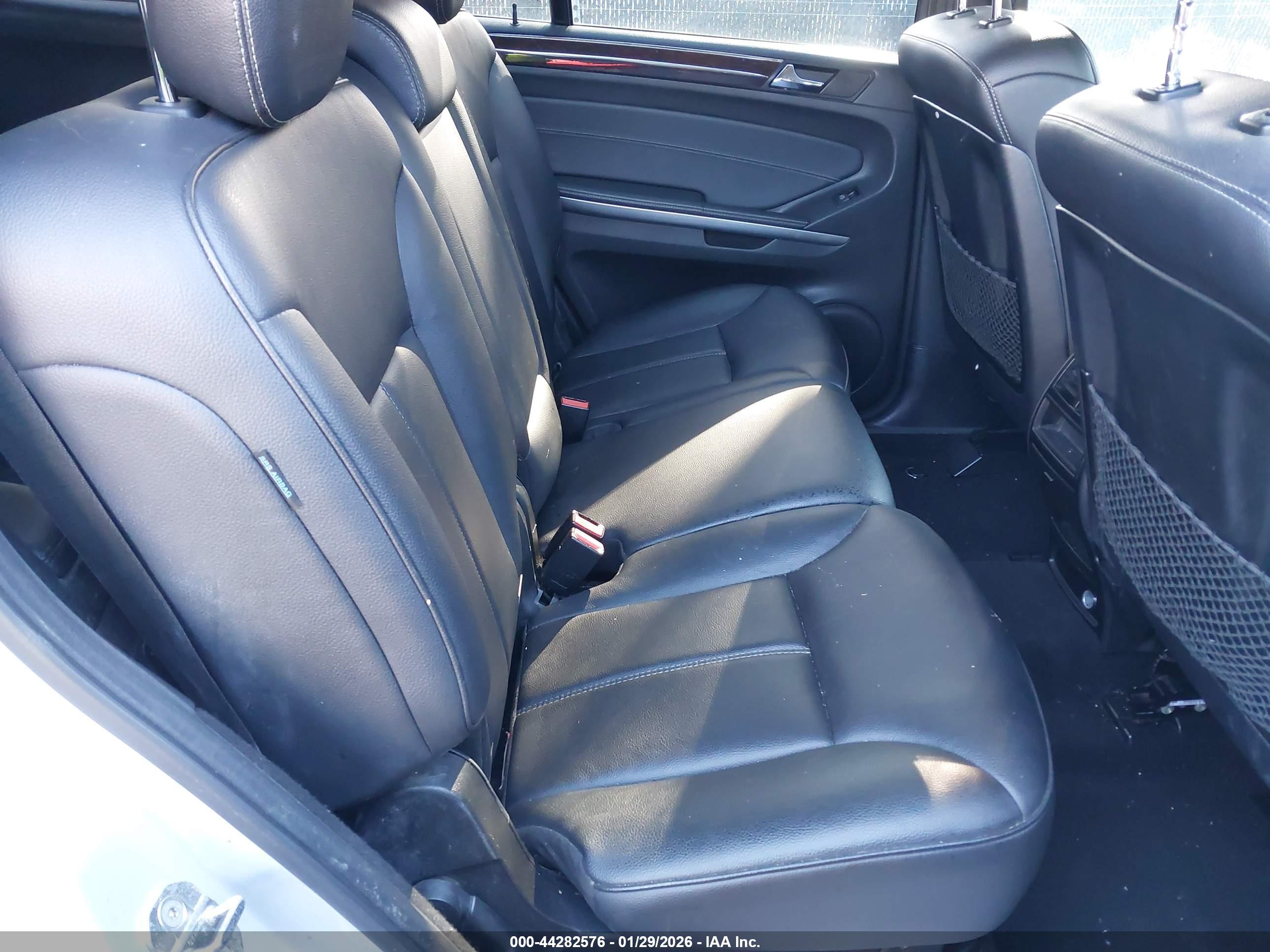 MERCEDES-BENZ GL-CLASS image 8