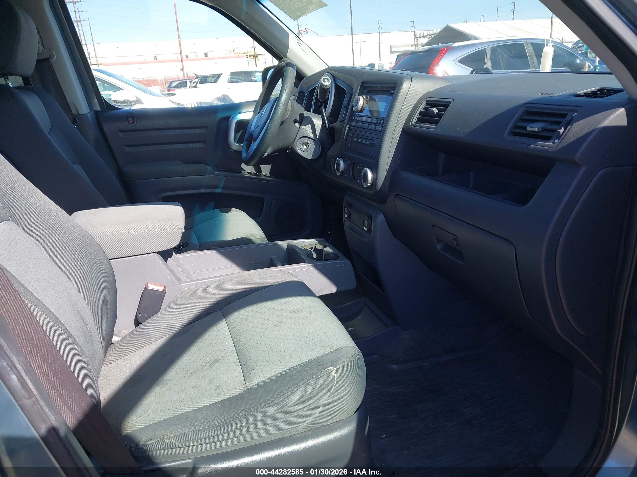 HONDA RIDGELINE image 5