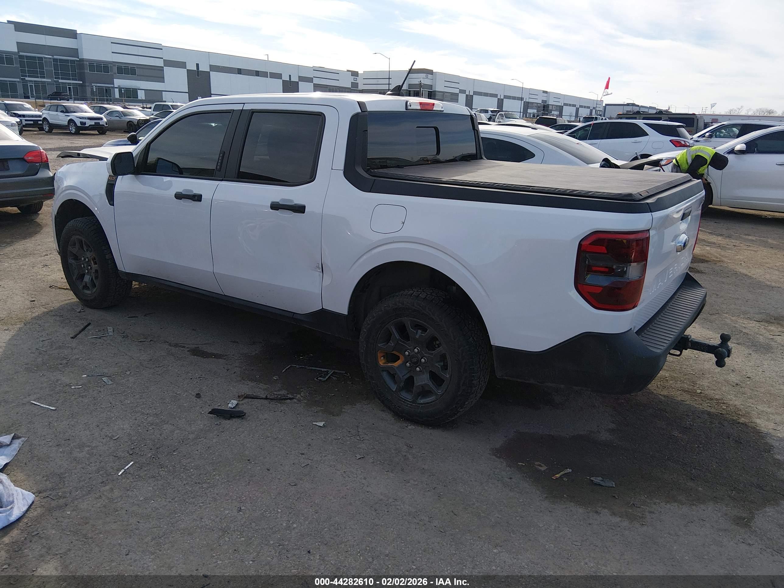 FORD MAVERICK image 3