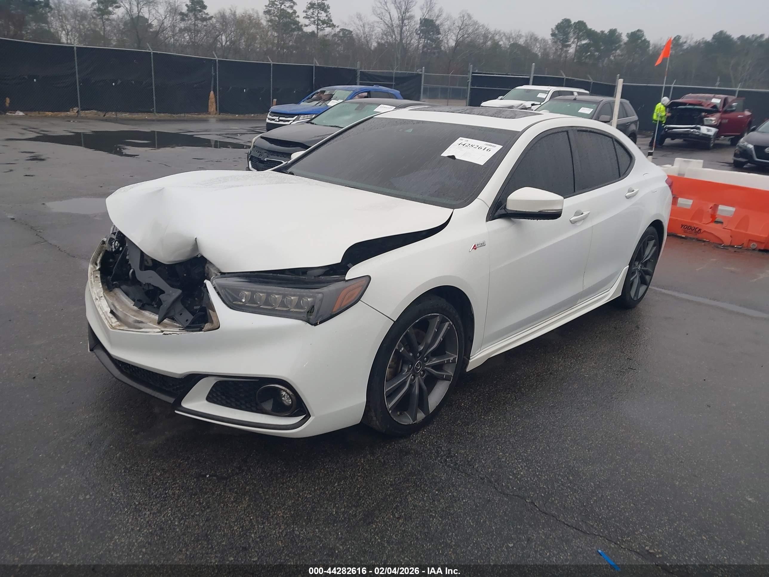 ACURA TLX image 2