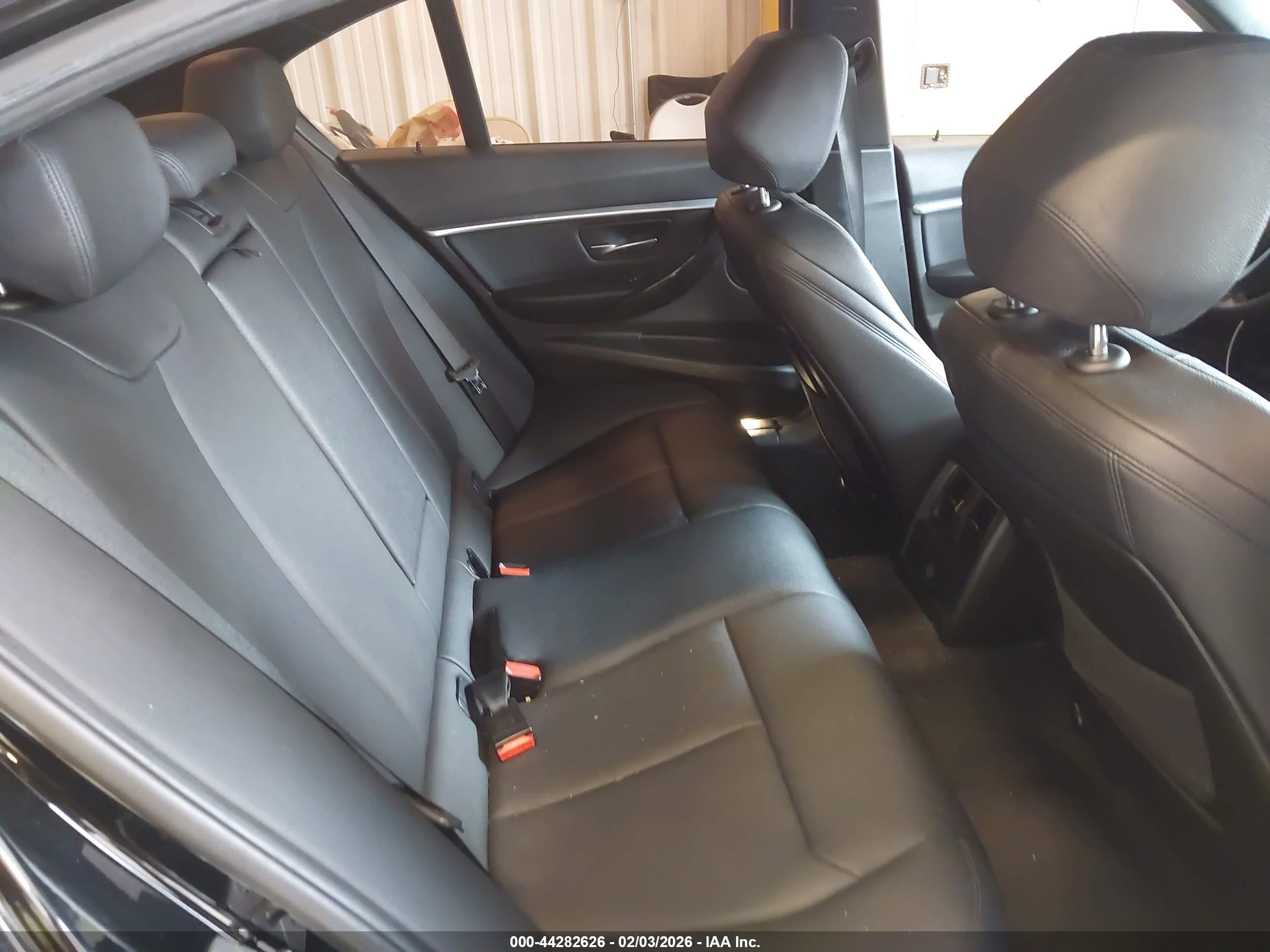 BMW 328I image 8