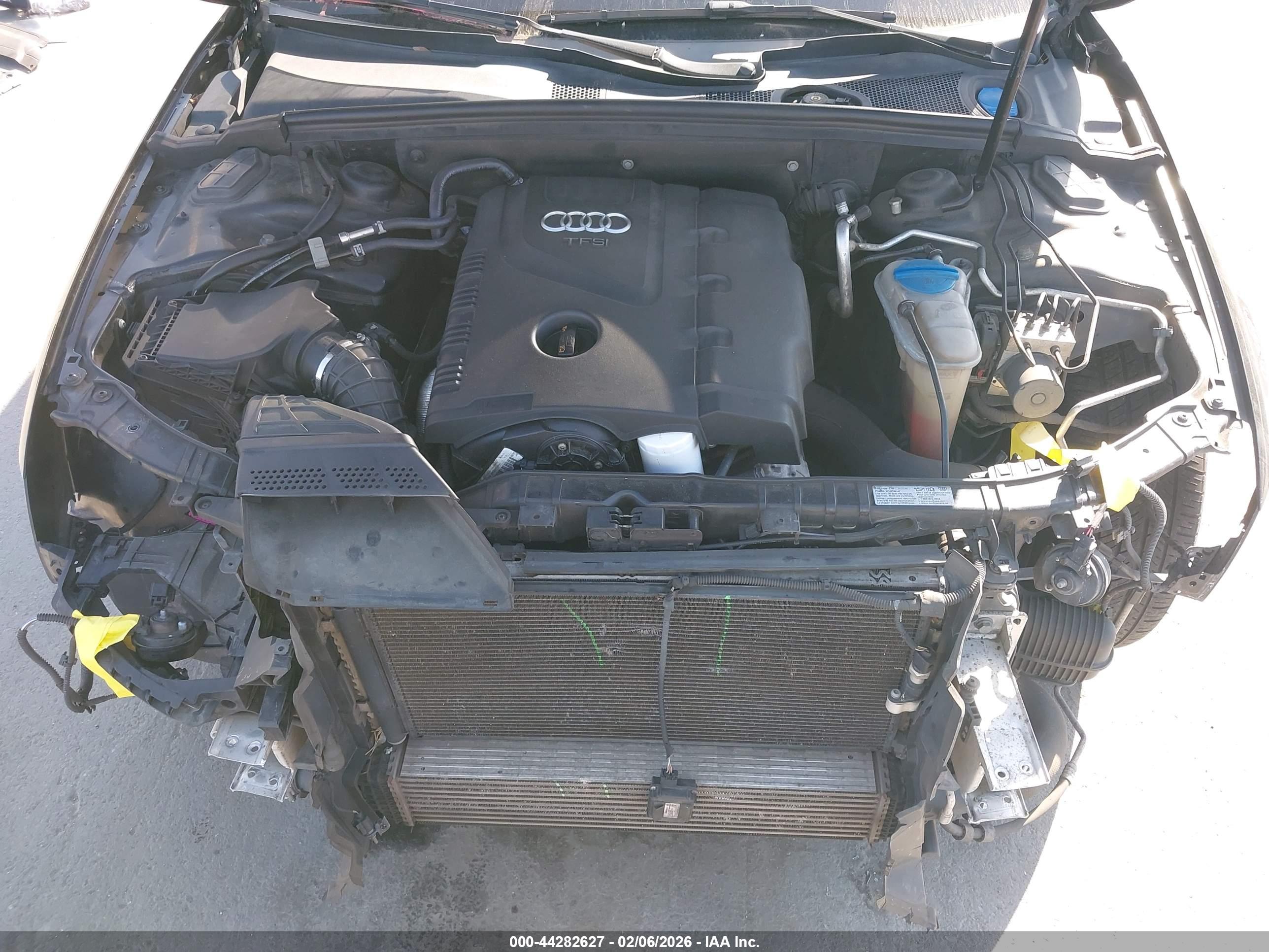 AUDI A4 image 10