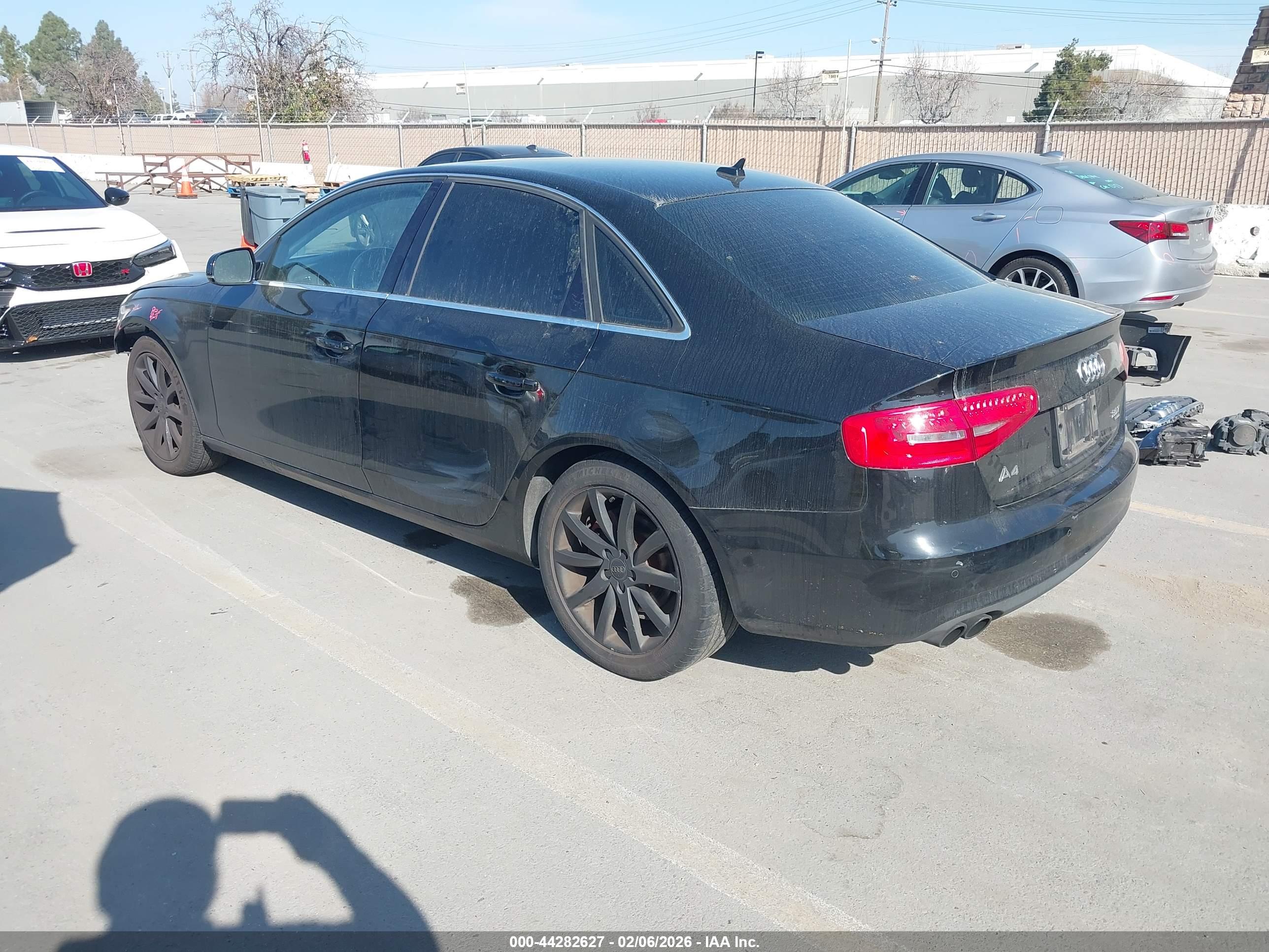AUDI A4 image 3