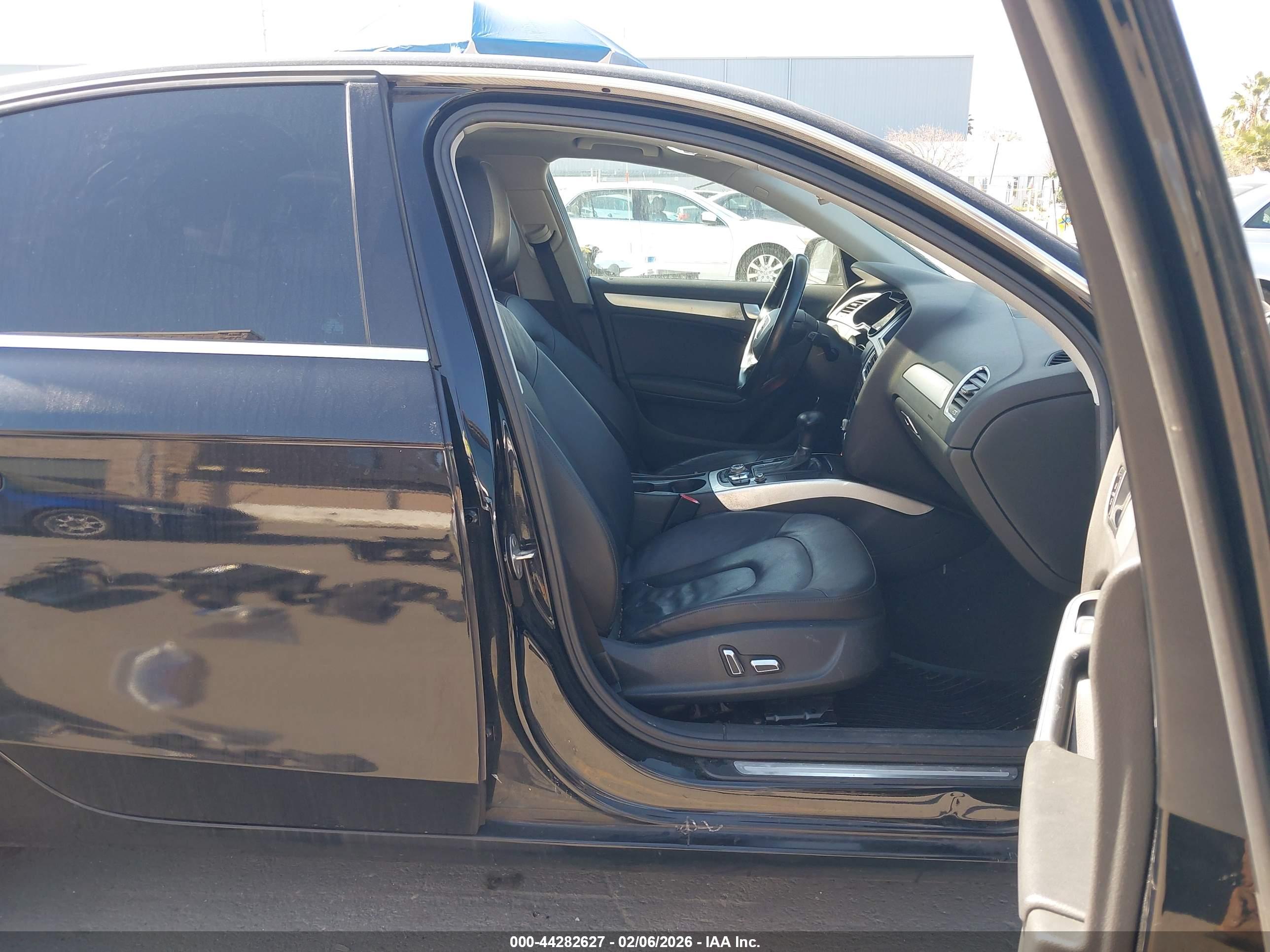 AUDI A4 image 5