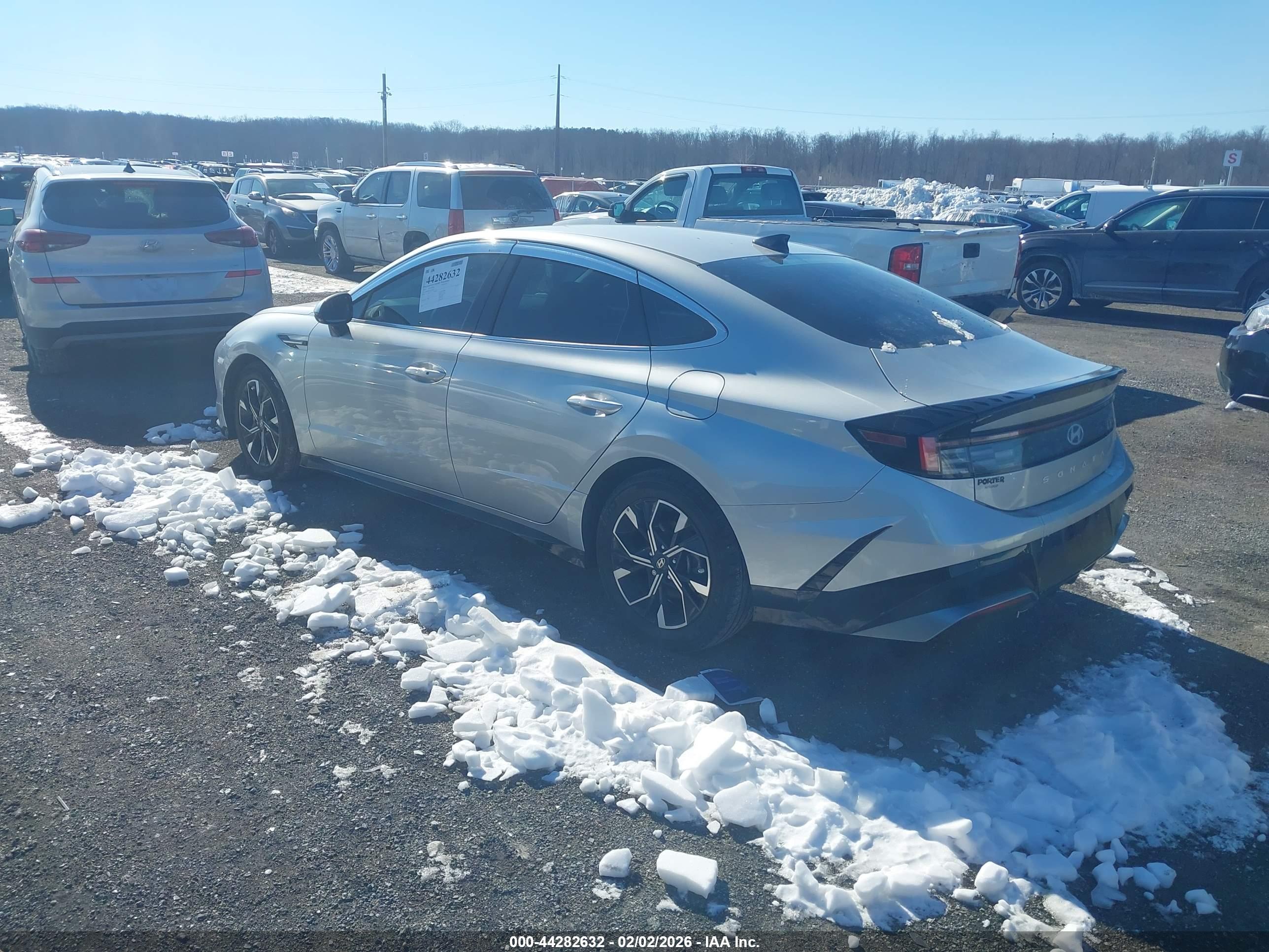 HYUNDAI SONATA image 3
