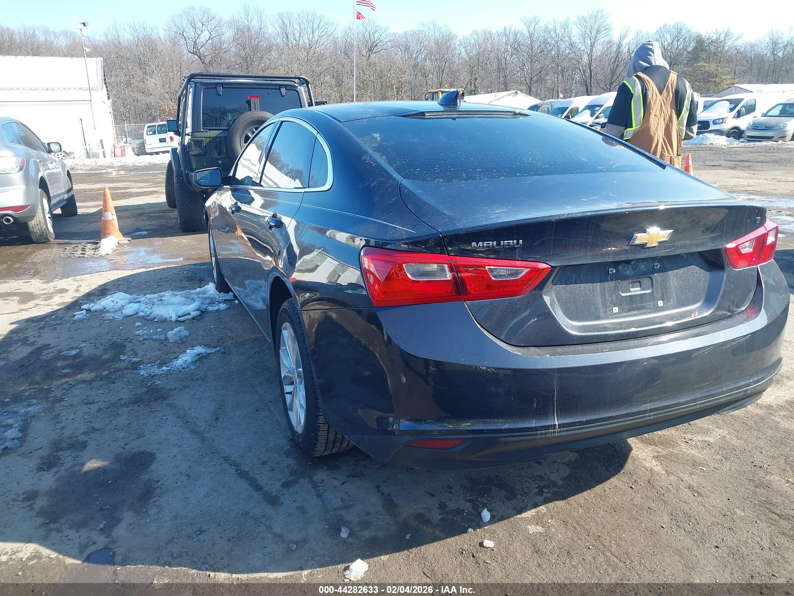 CHEVROLET MALIBU image 3