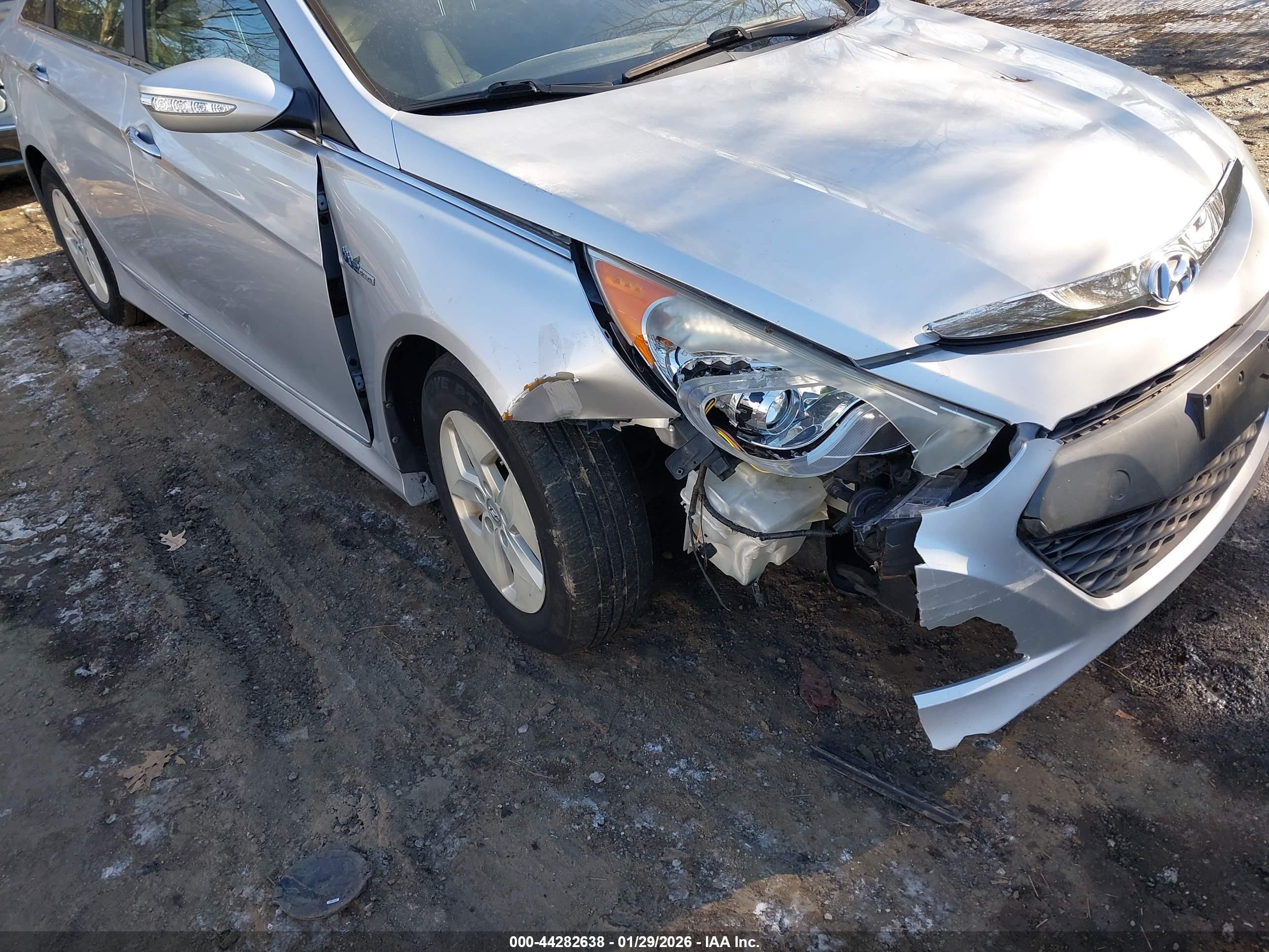 HYUNDAI SONATA image 6