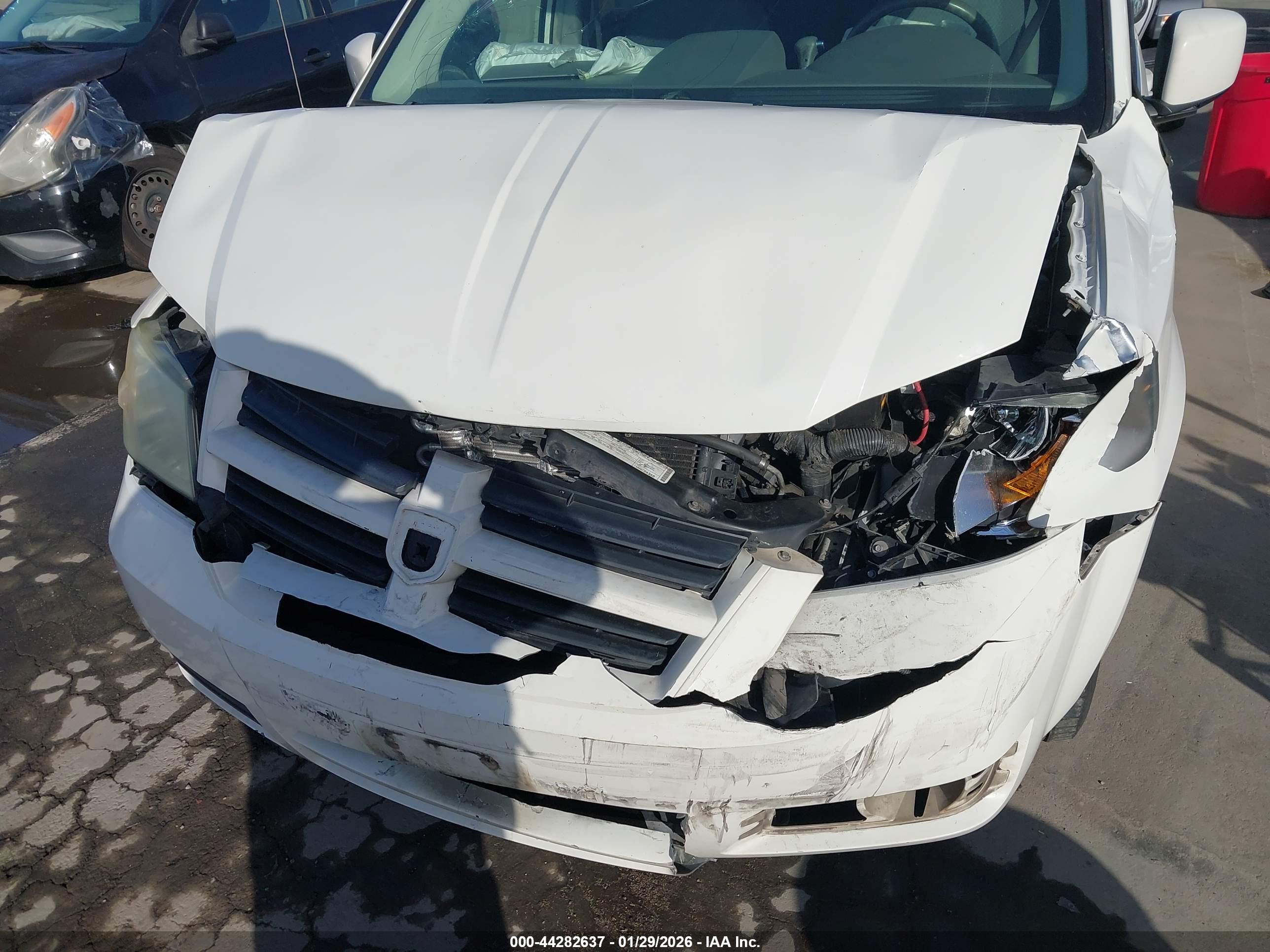 CHRYSLER TOWN image 6