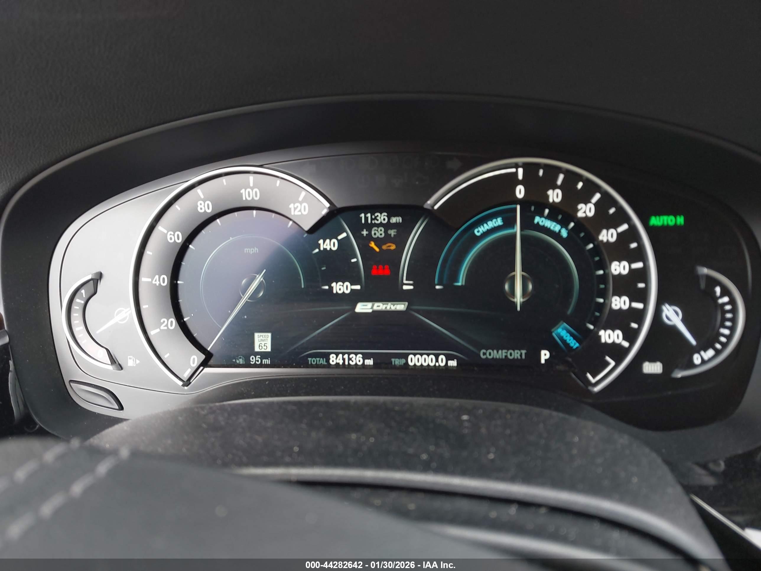 BMW 530E image 7