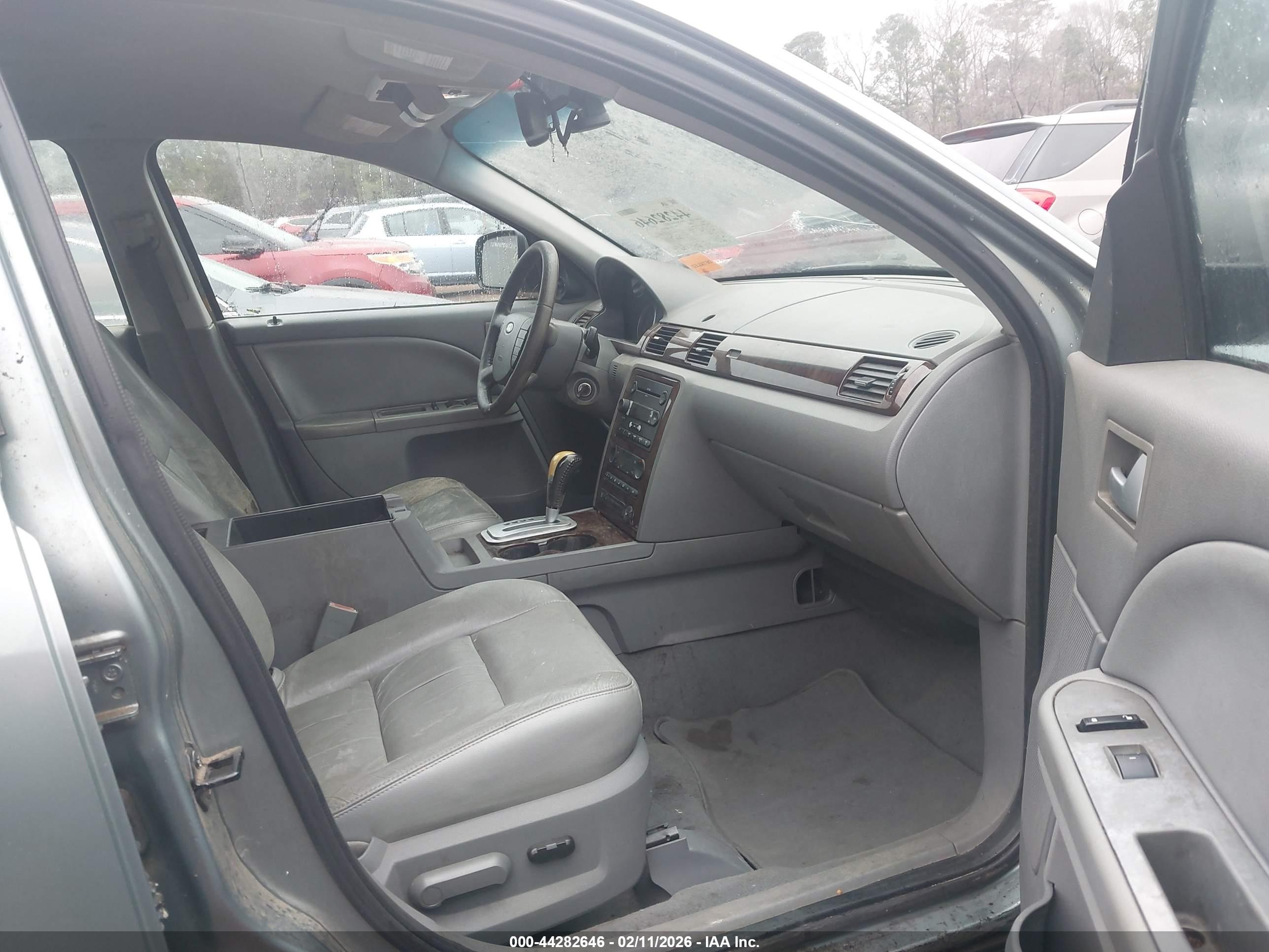 FORD FIVE image 5
