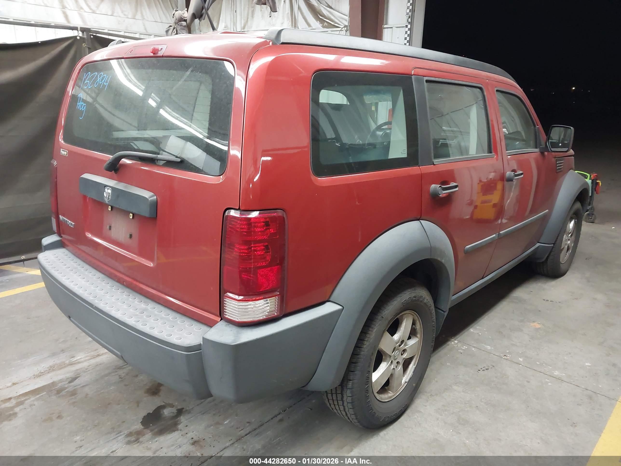 DODGE NITRO image 4