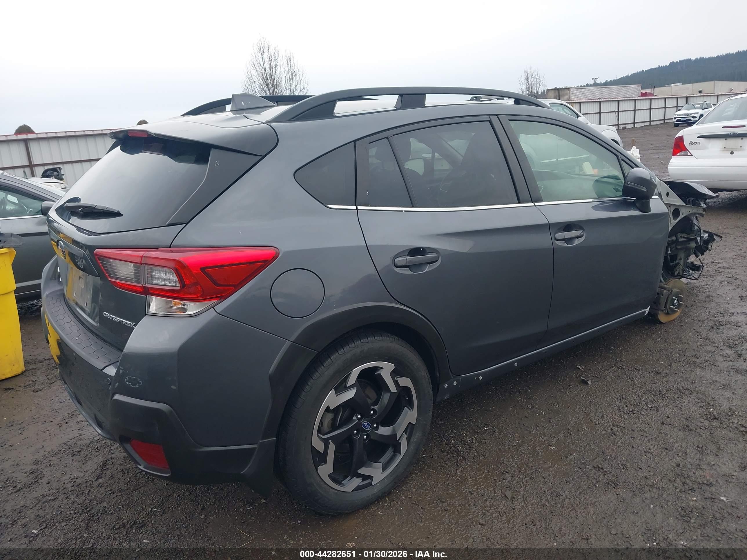 SUBARU CROSSTREK image 4