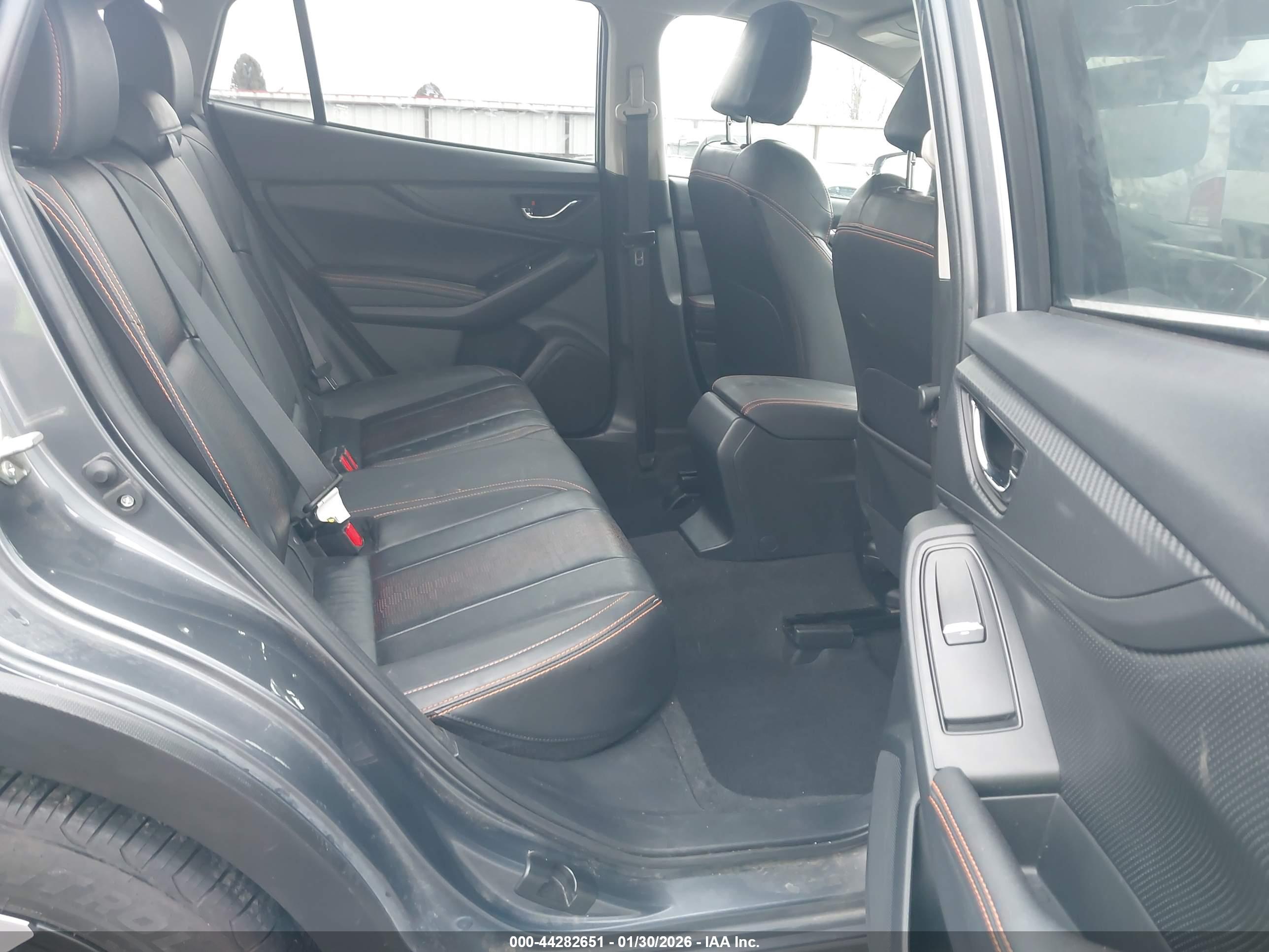 SUBARU CROSSTREK image 8