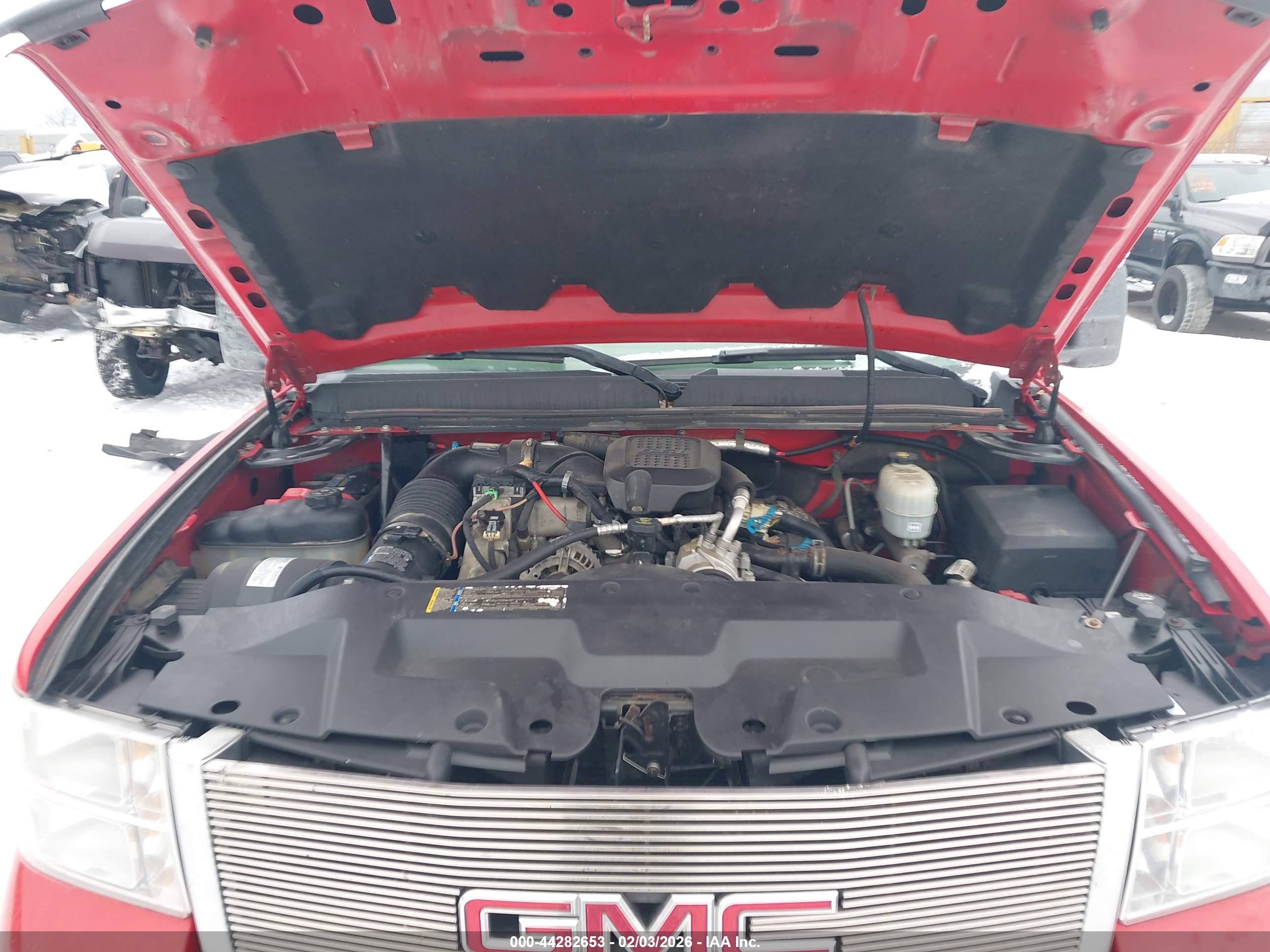 GMC SIERRA image 10