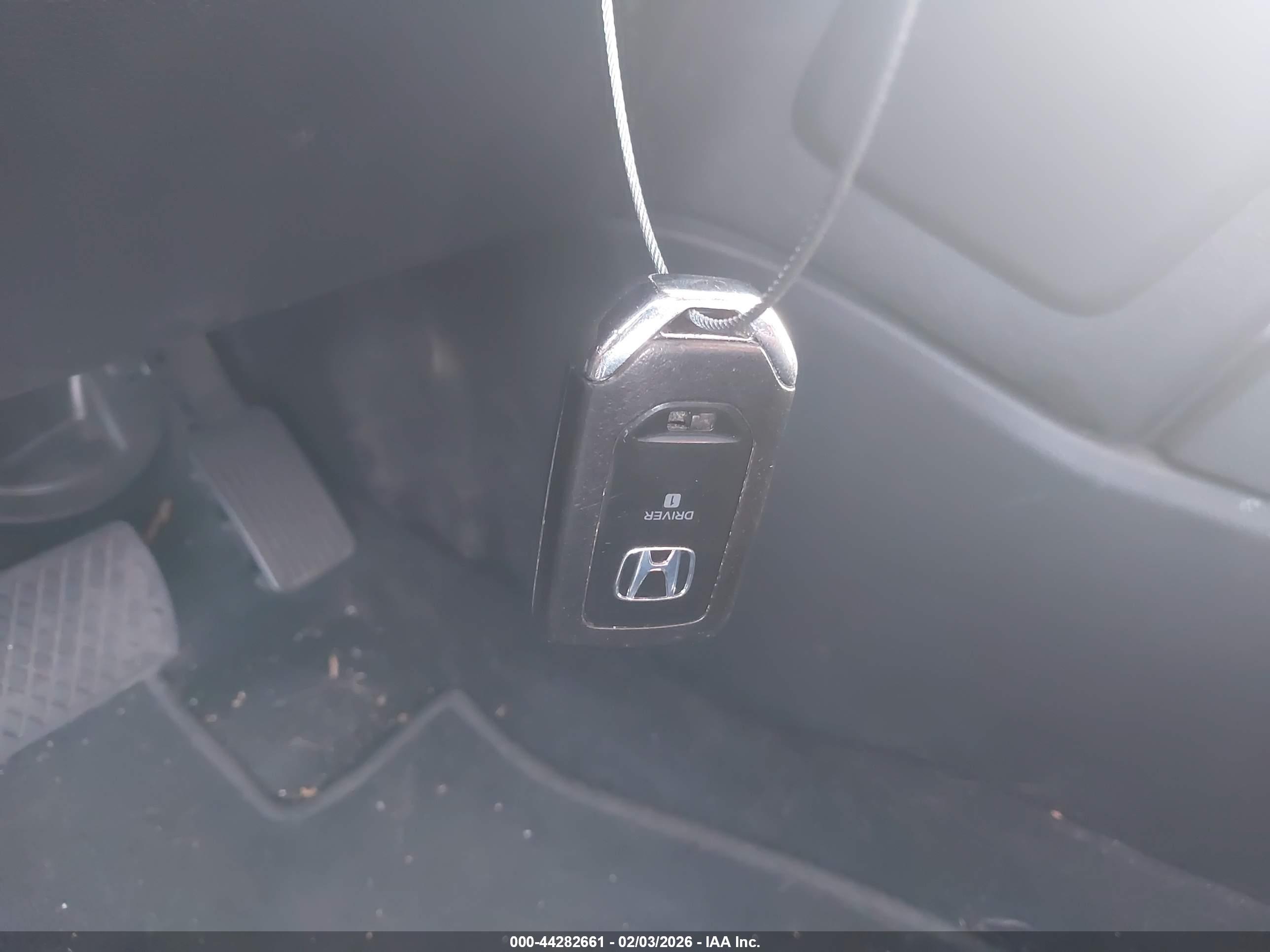 HONDA CR-V image 11
