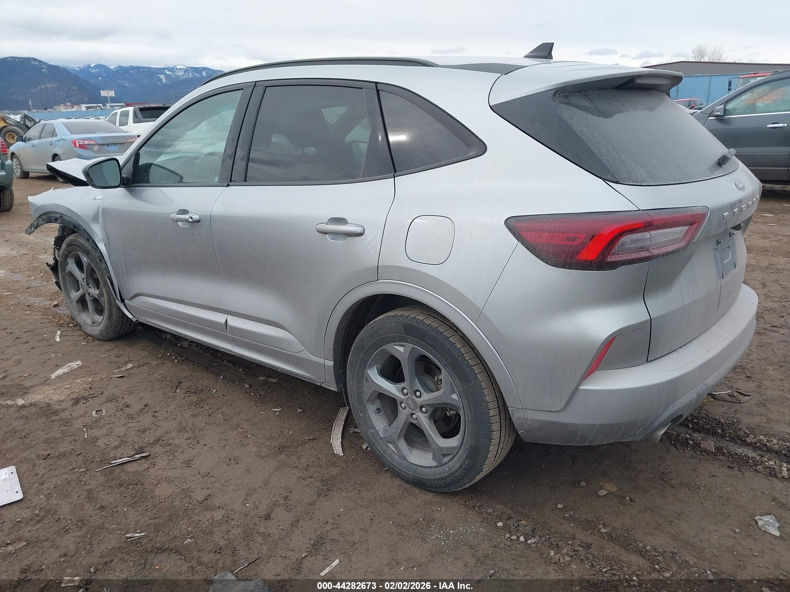 FORD ESCAPE image 3