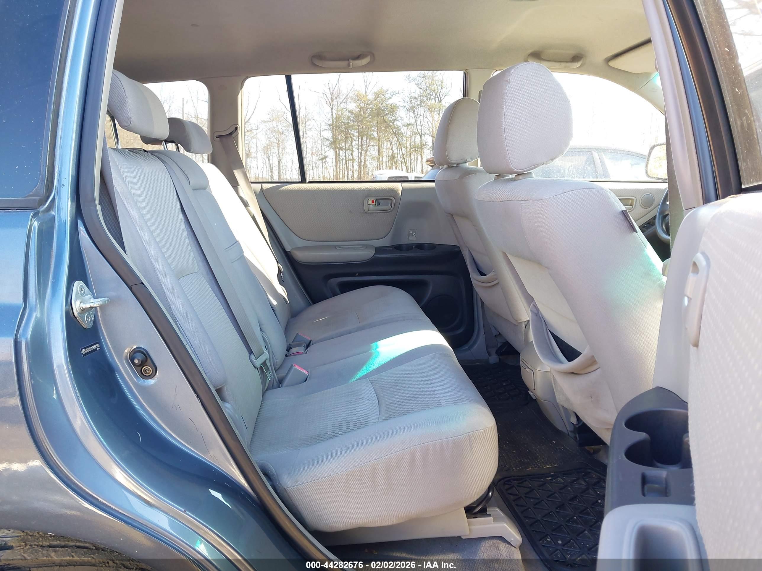TOYOTA HIGHLANDER image 8