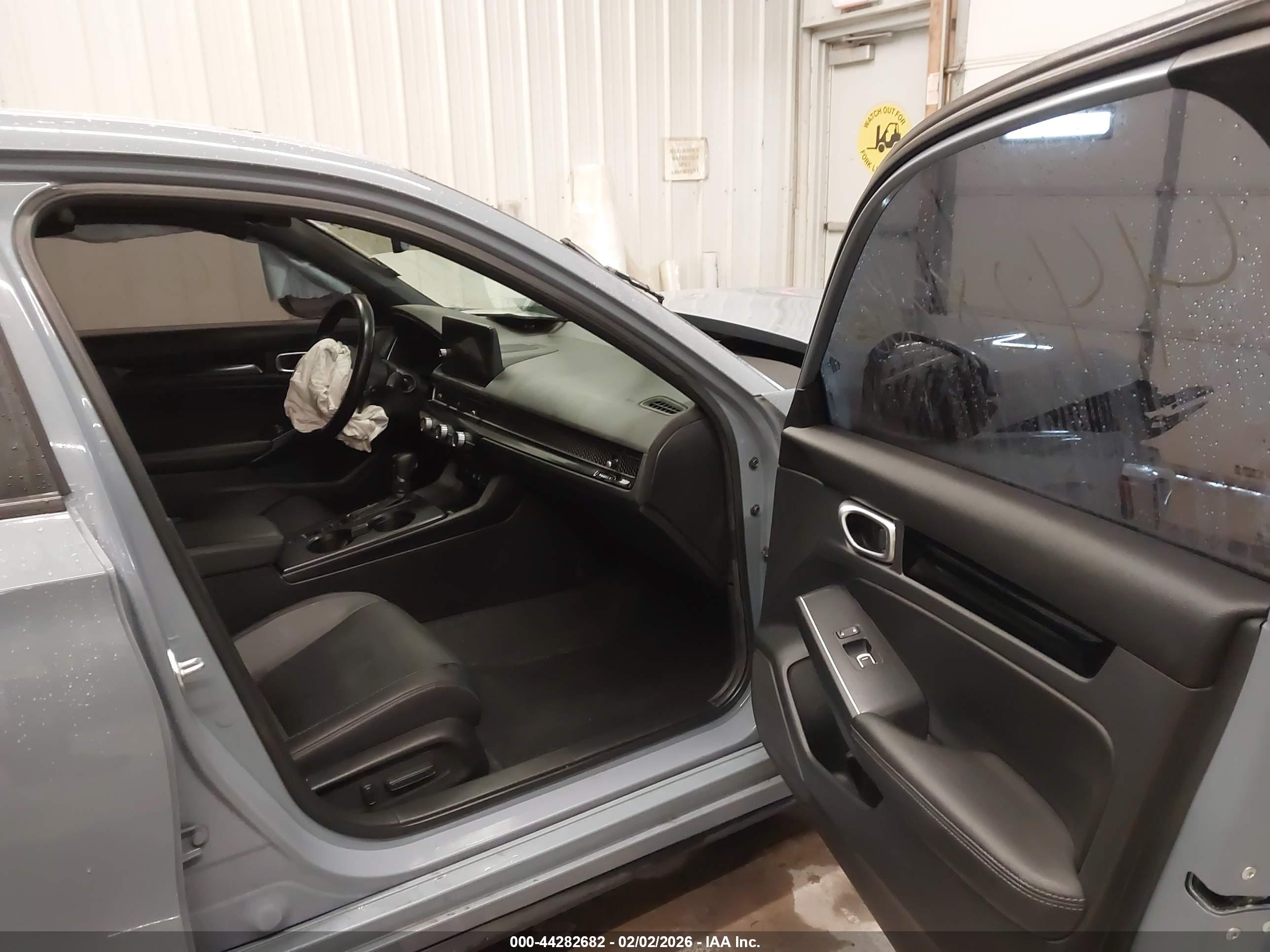 HONDA CIVIC image 5