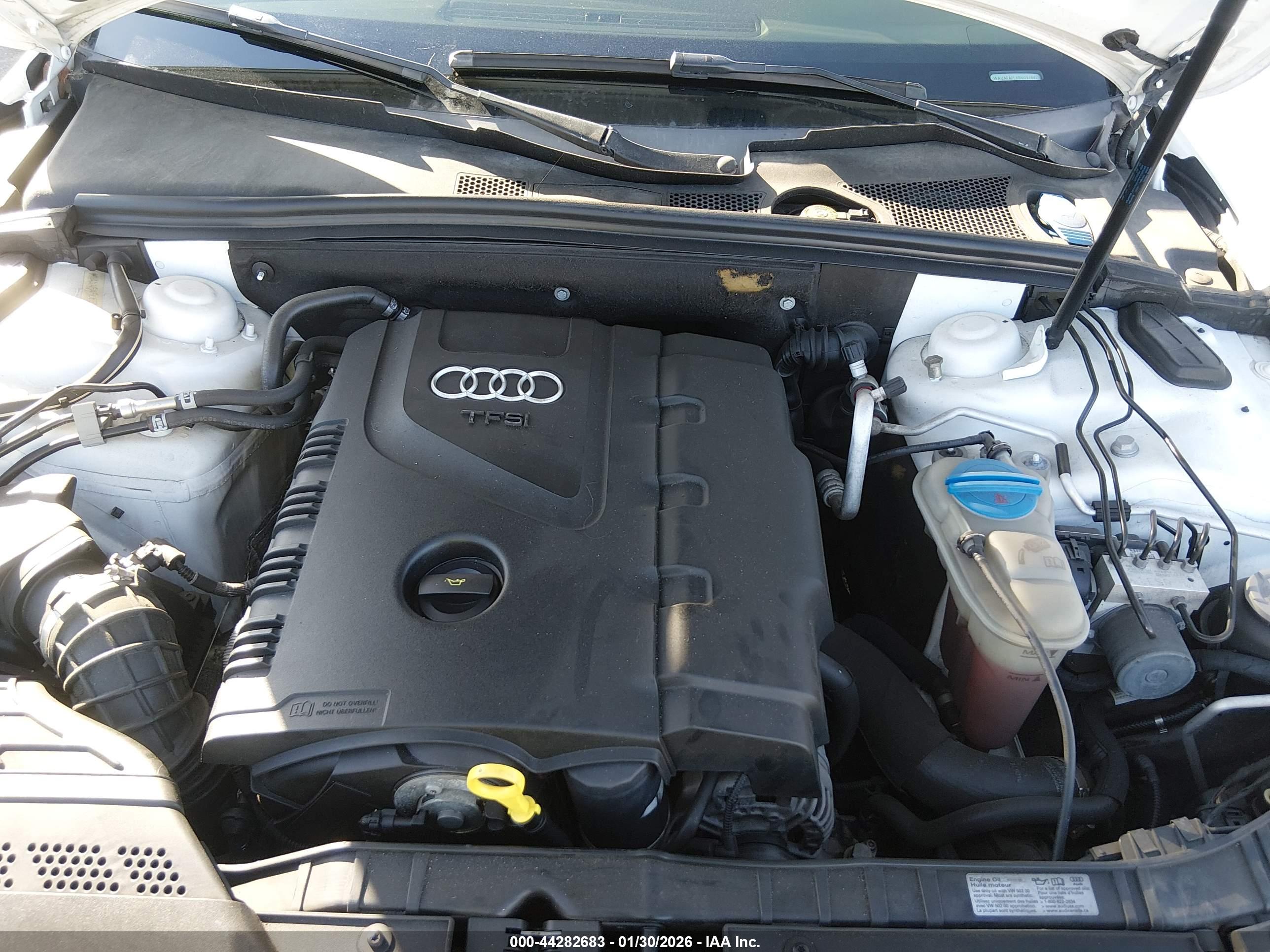 AUDI A4 image 10