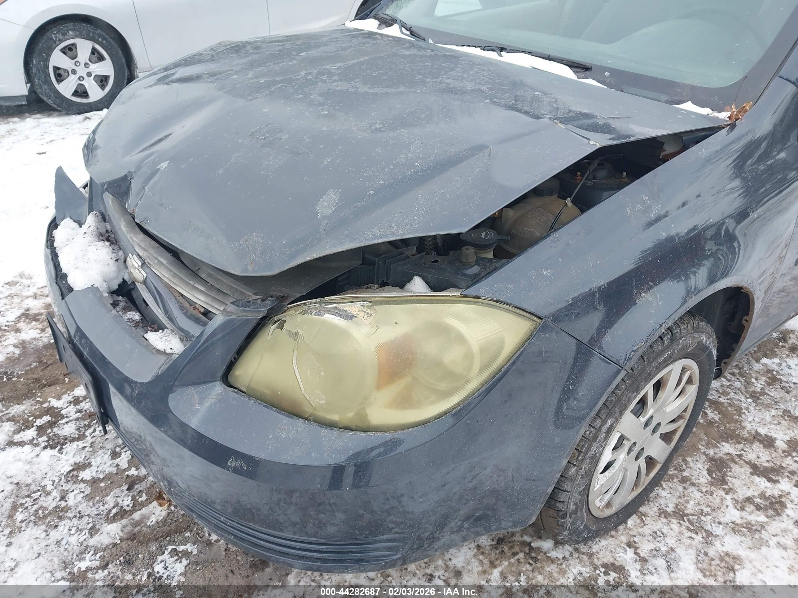 CHEVROLET COBALT image 6
