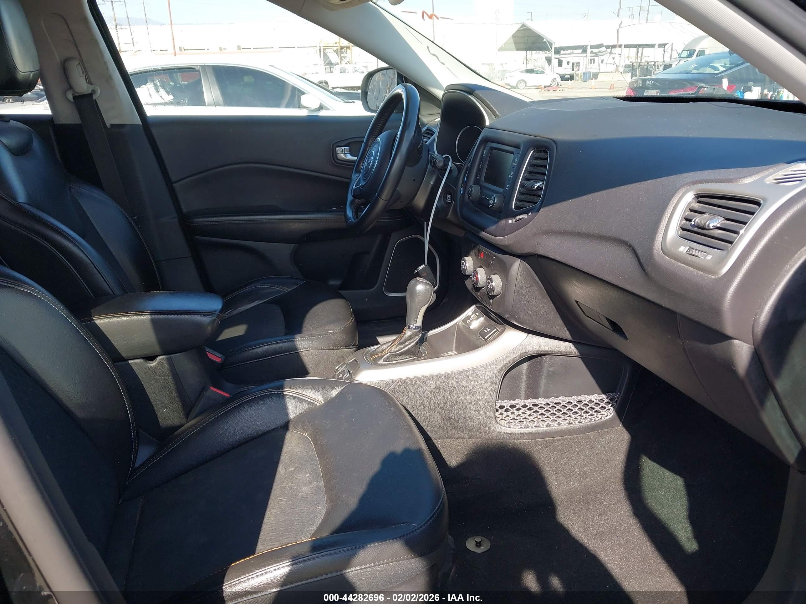 JEEP COMPASS image 5