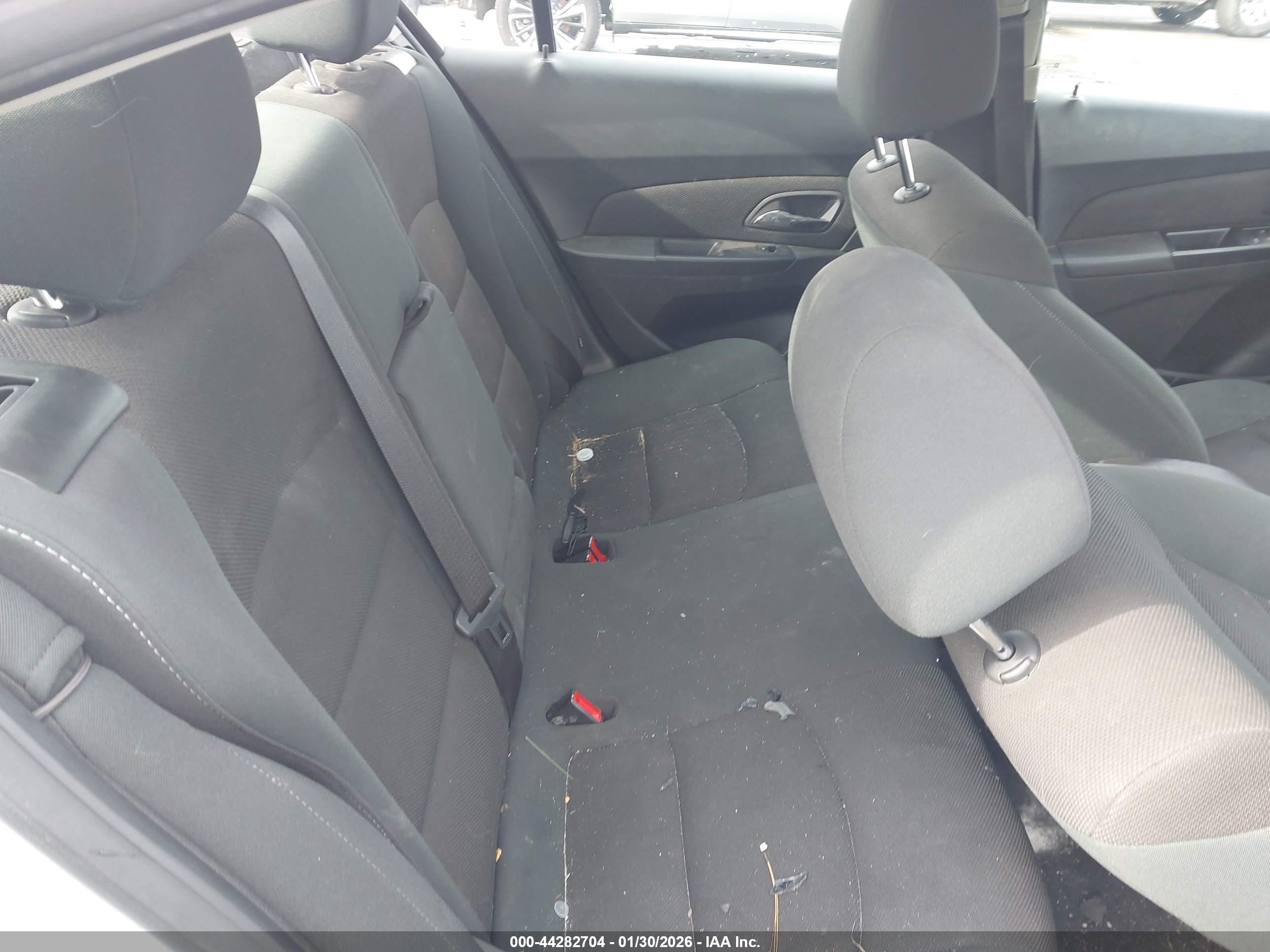 CHEVROLET CRUZE image 8
