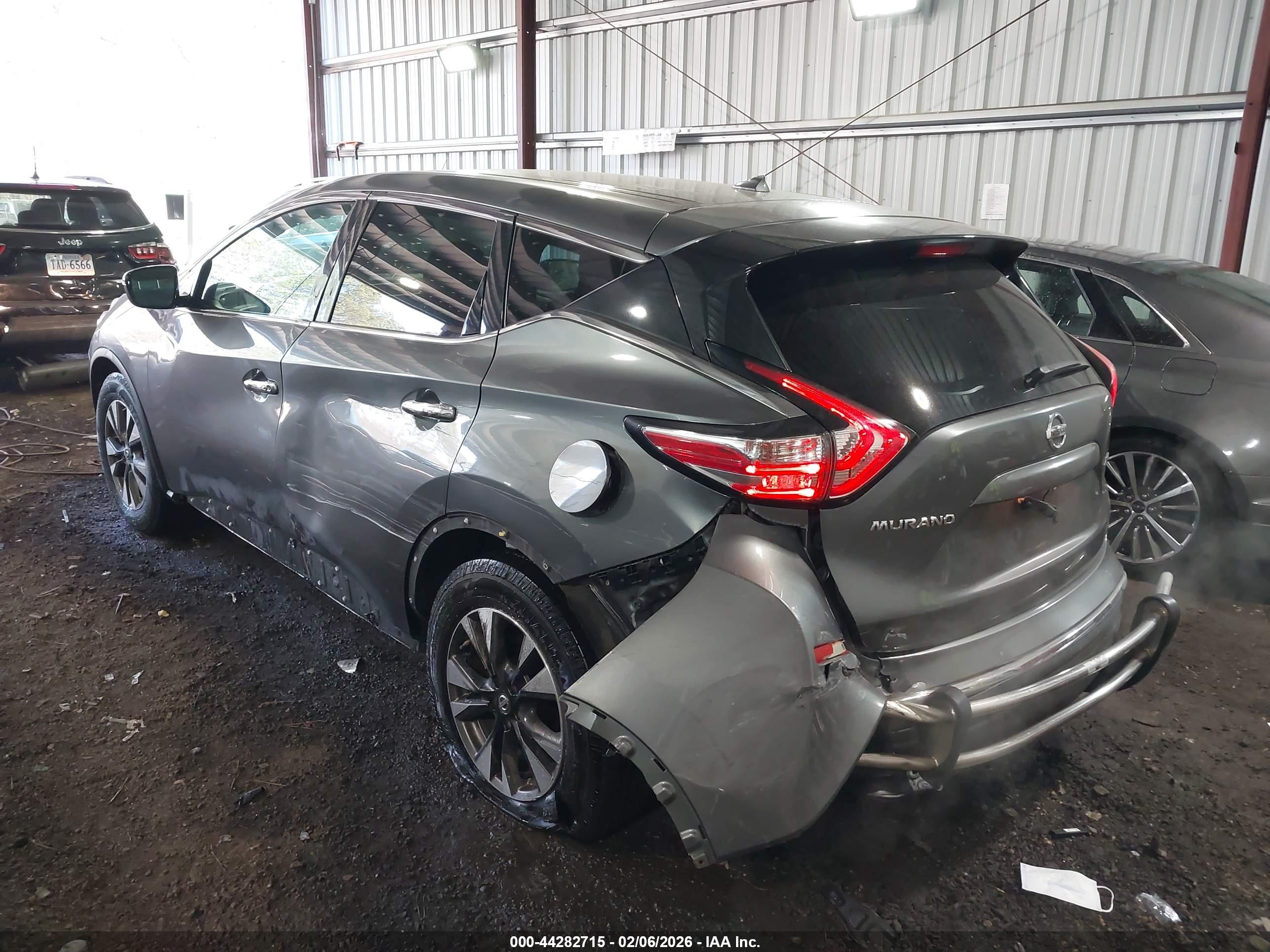 NISSAN MURANO image 6