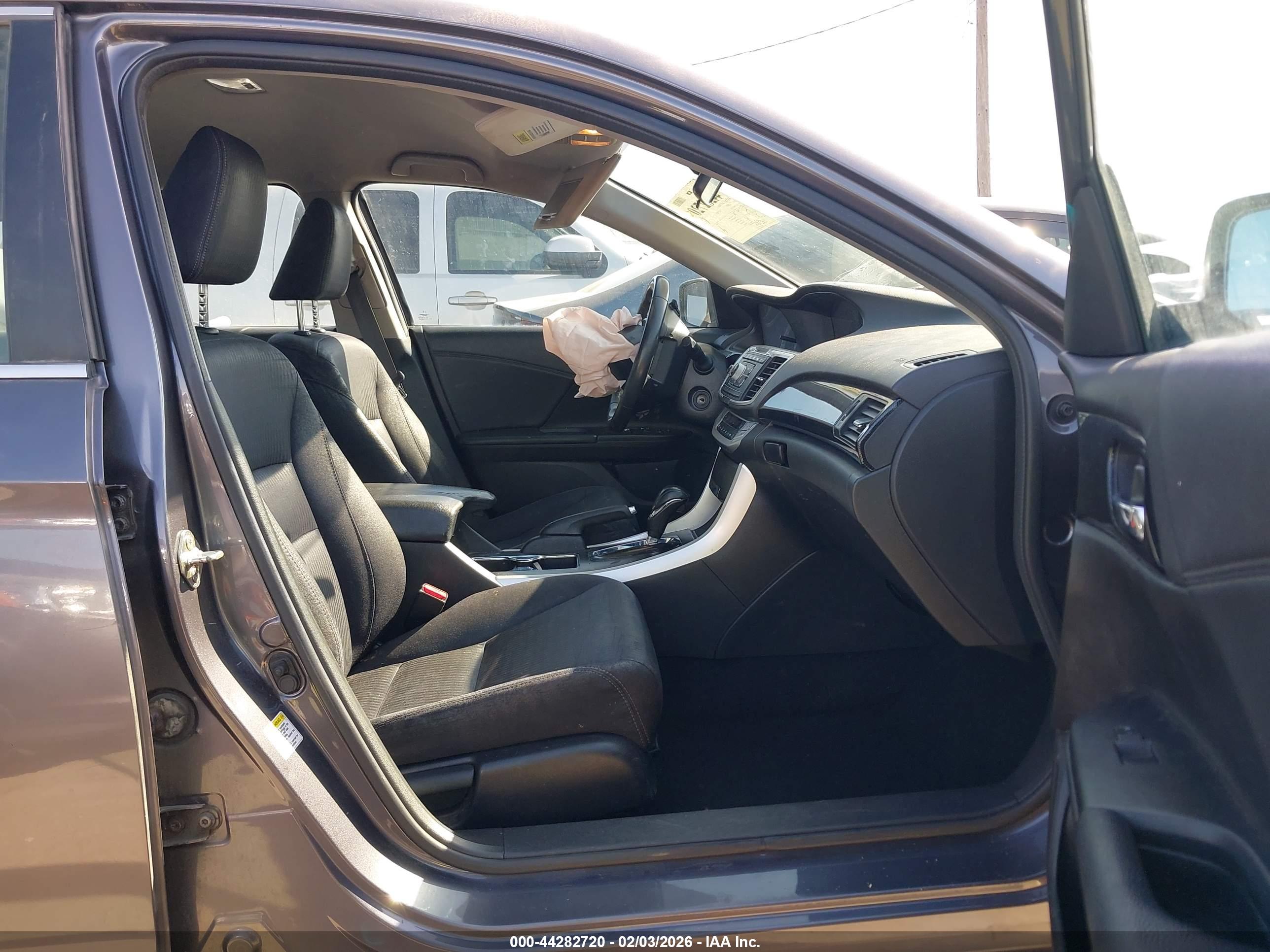 HONDA ACCORD image 5