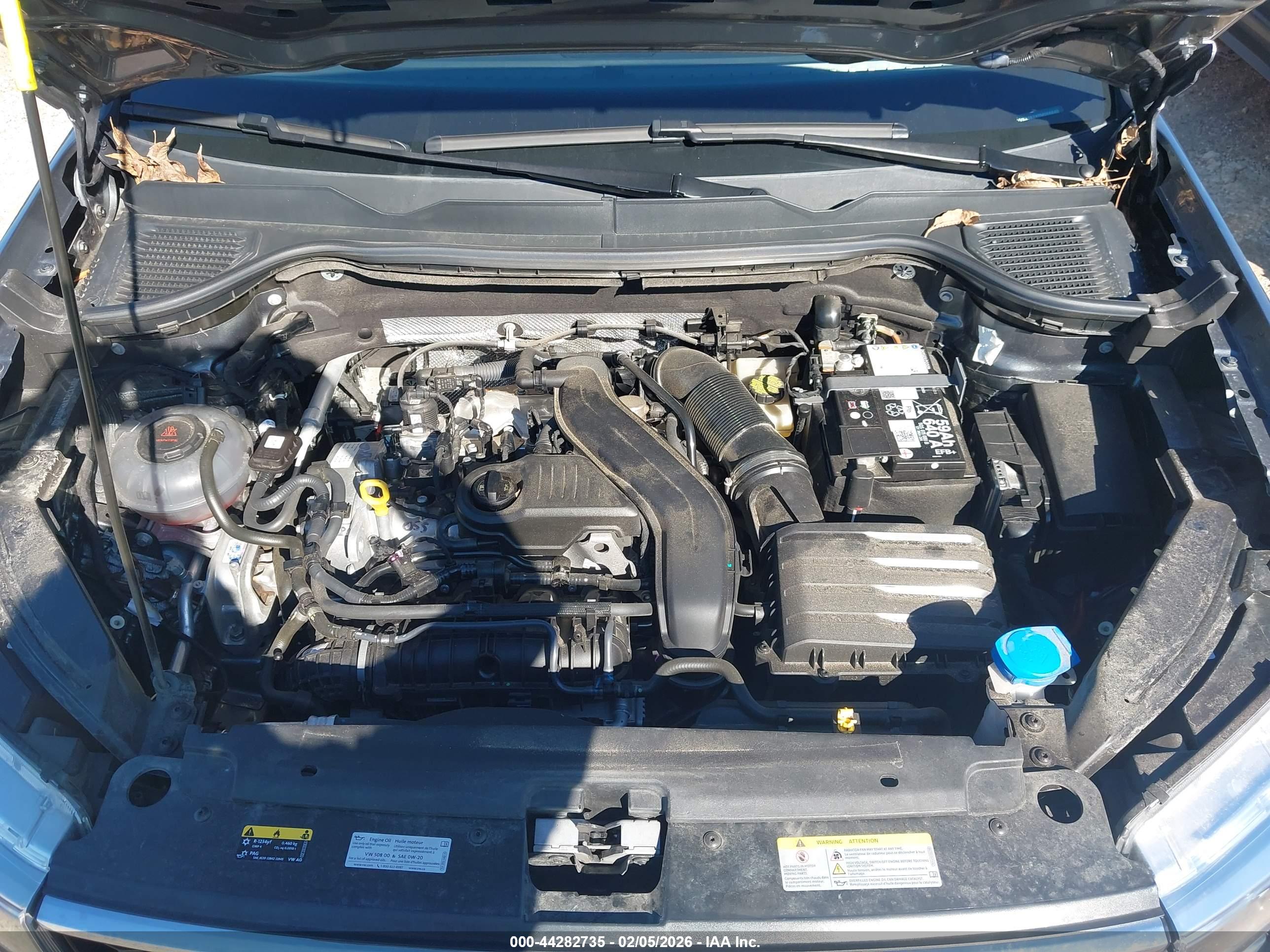 VOLKSWAGEN TAOS image 10