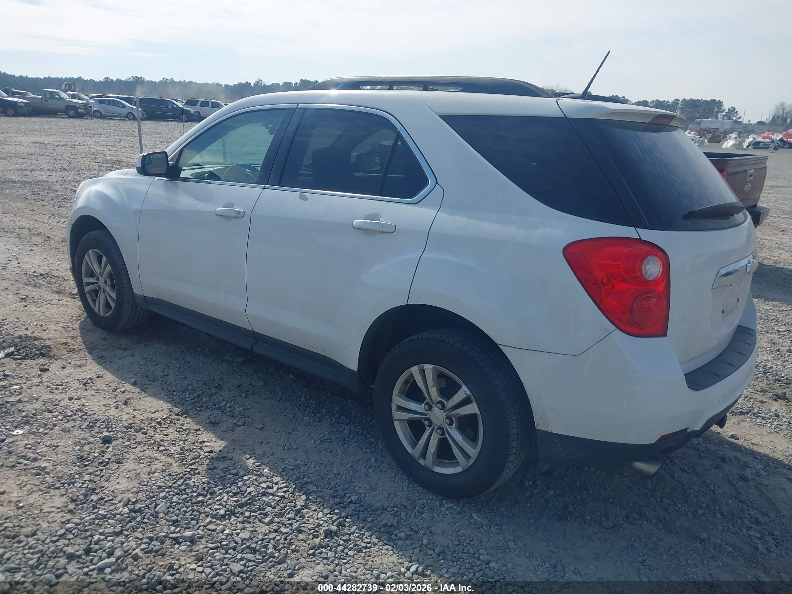 CHEVROLET EQUINOX image 3