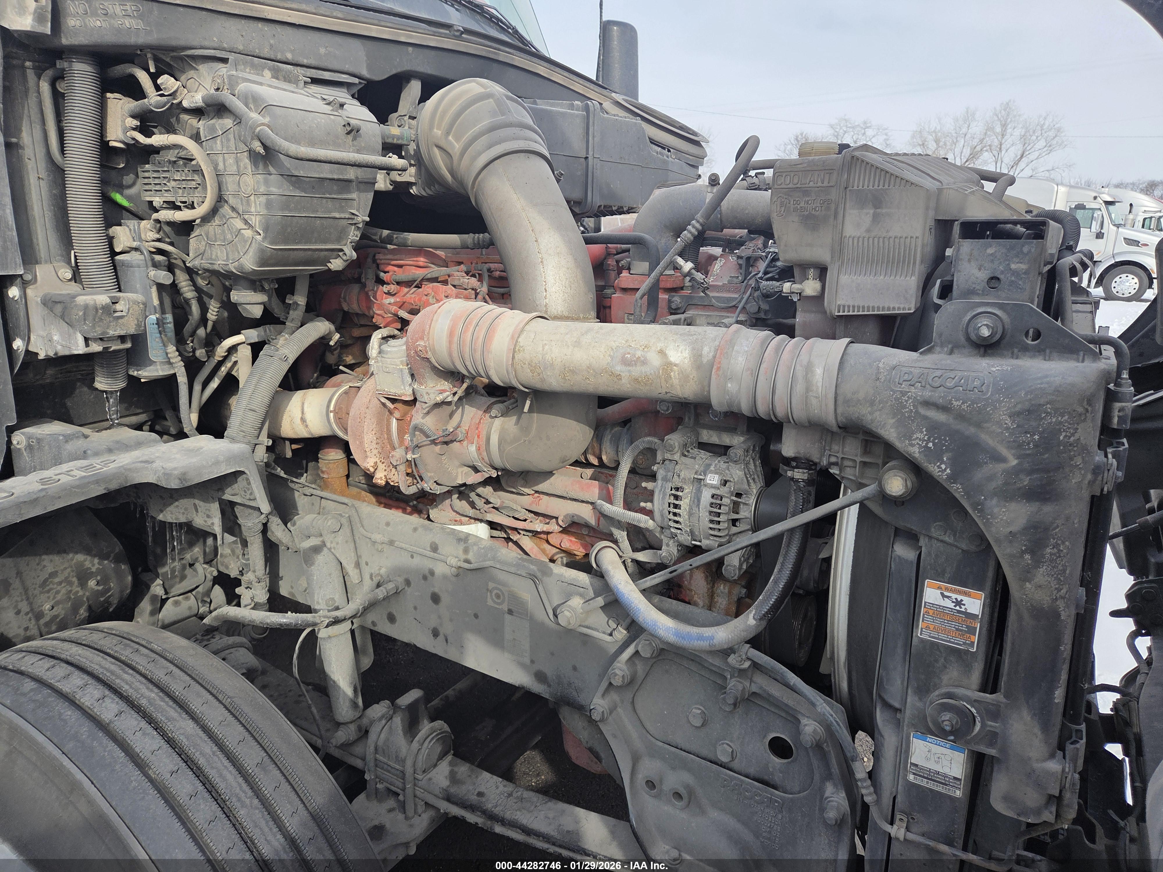 KENWORTH T680 image 10