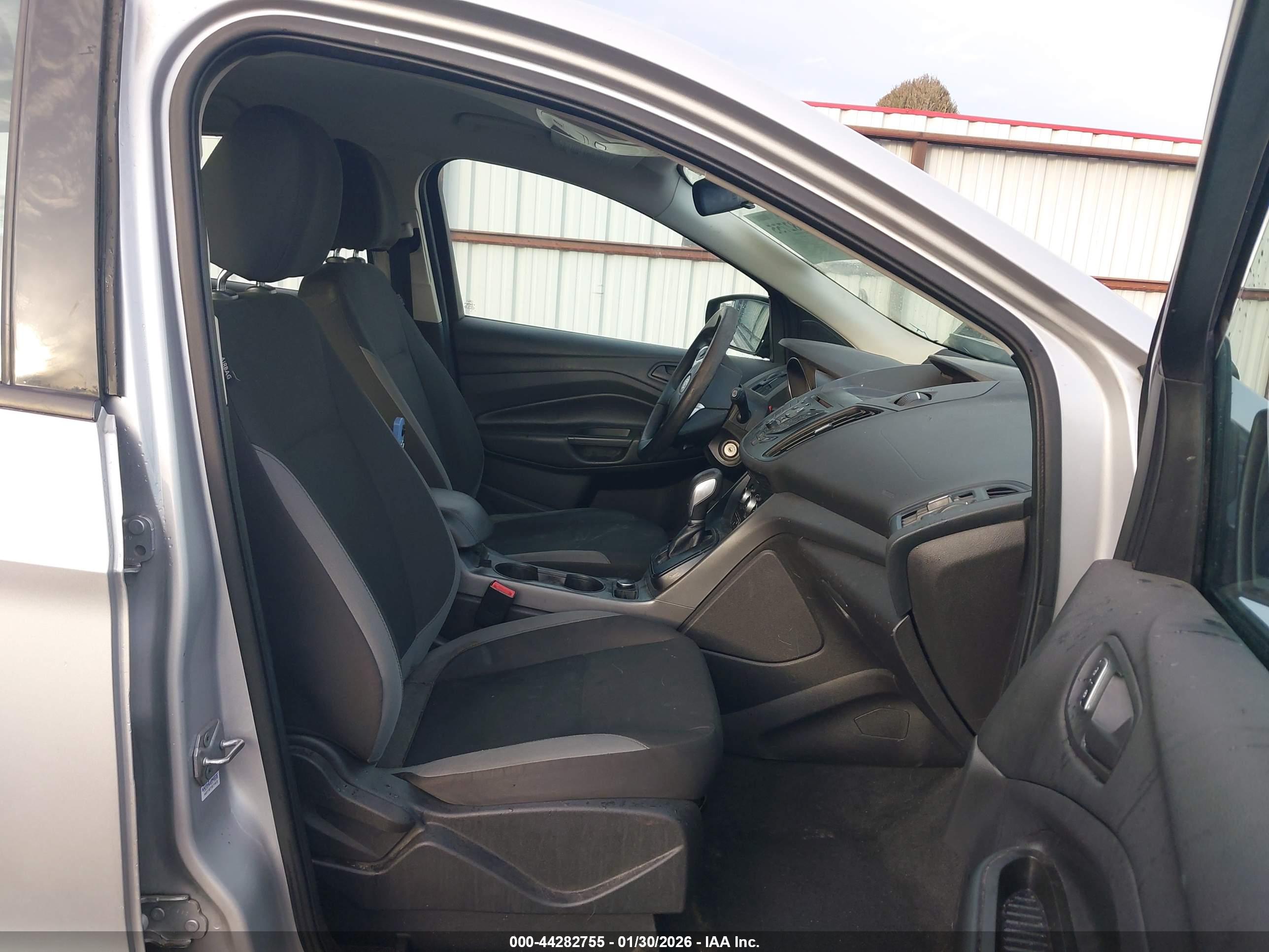 FORD ESCAPE image 5