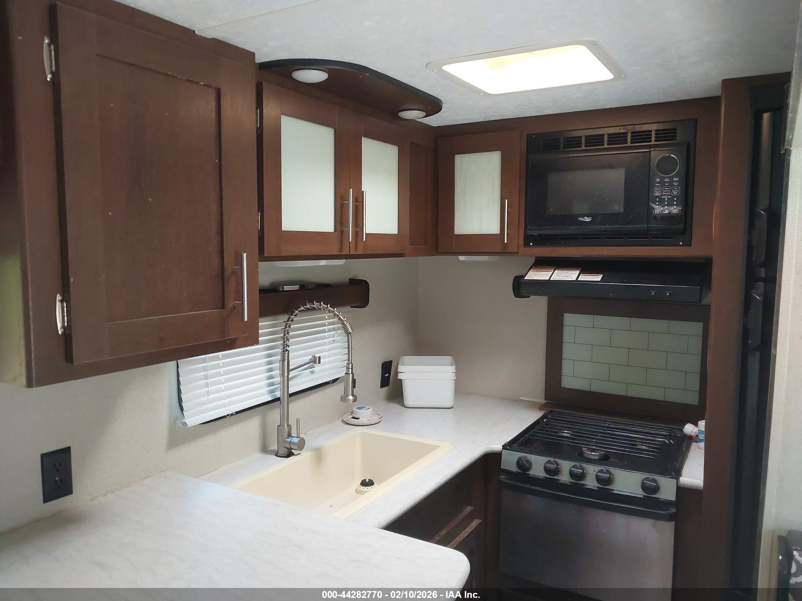 AVENGER TRAVEL image 7