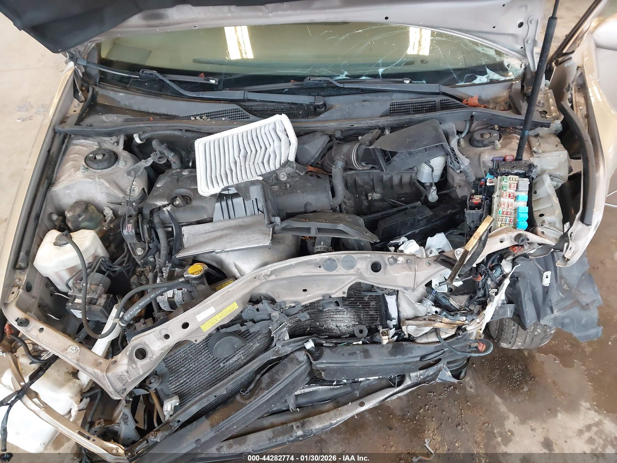 TOYOTA CAMRY image 10
