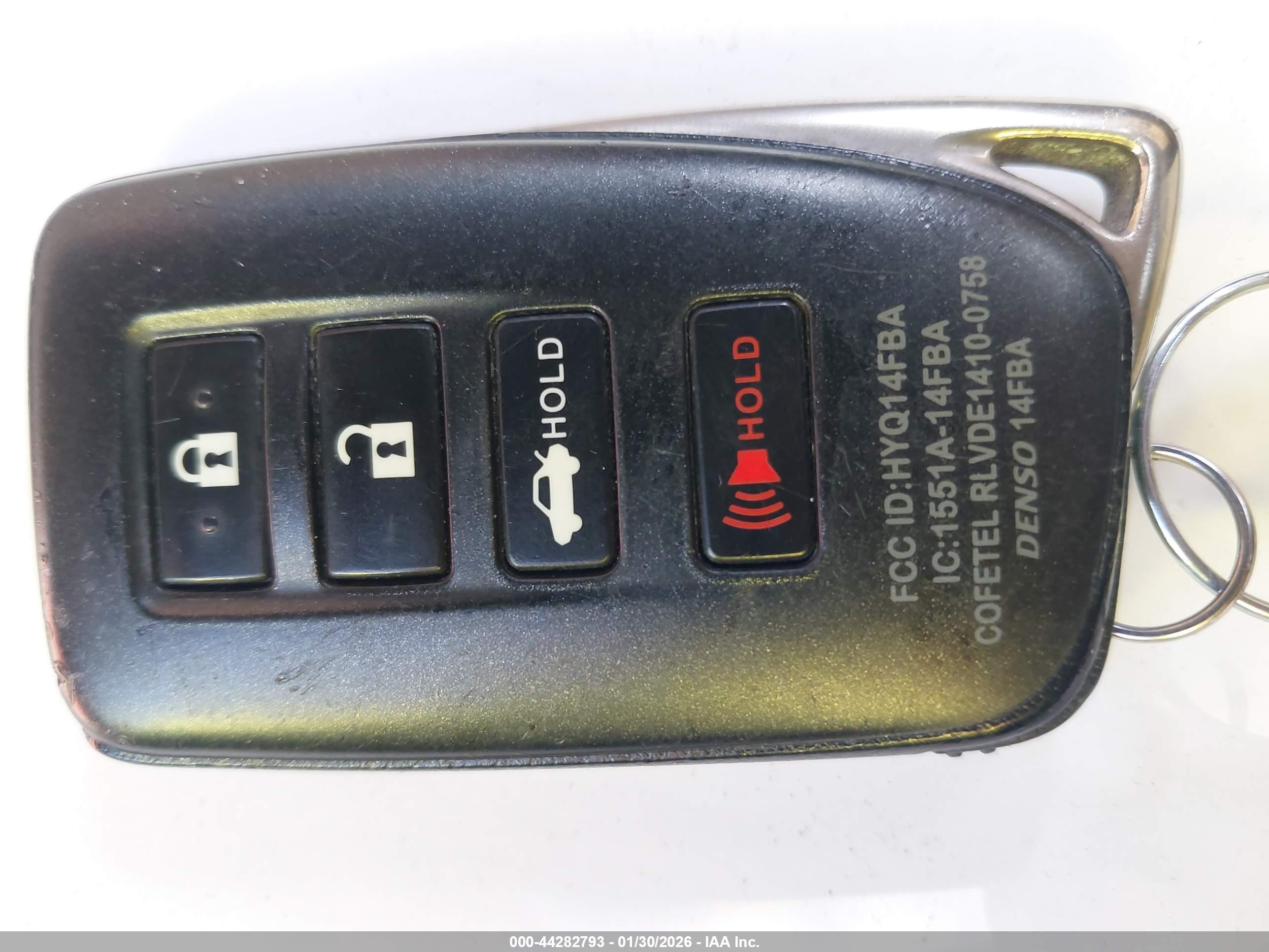 LEXUS ES image 11