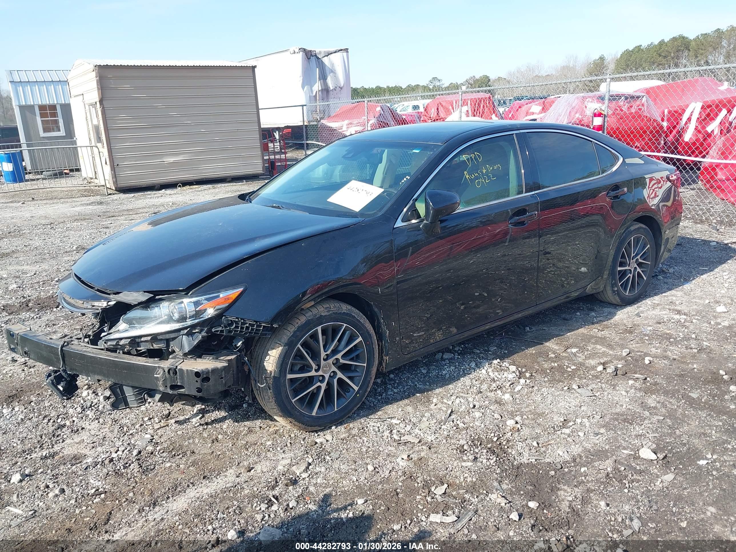 LEXUS ES image 2