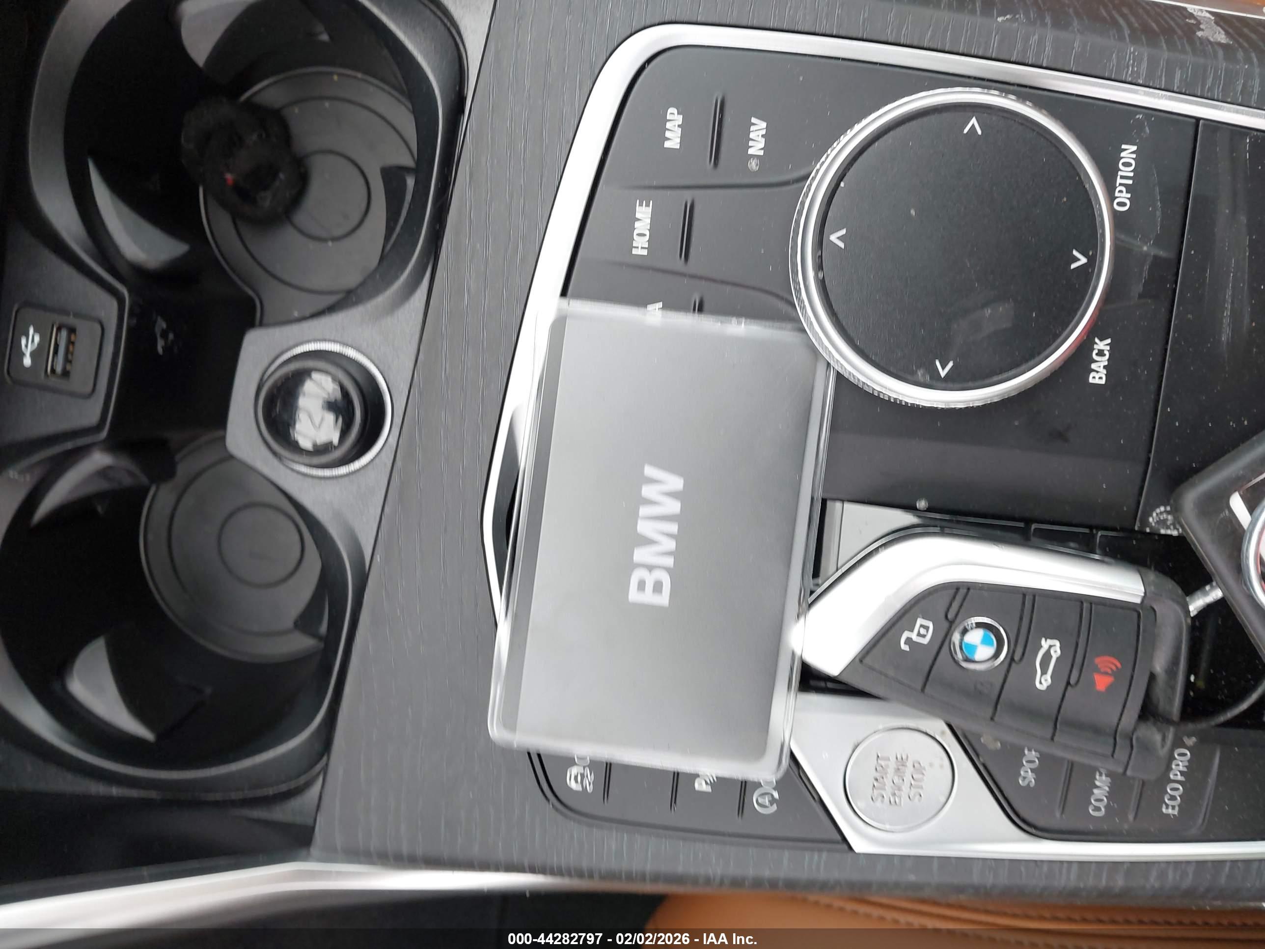 BMW 330I image 11