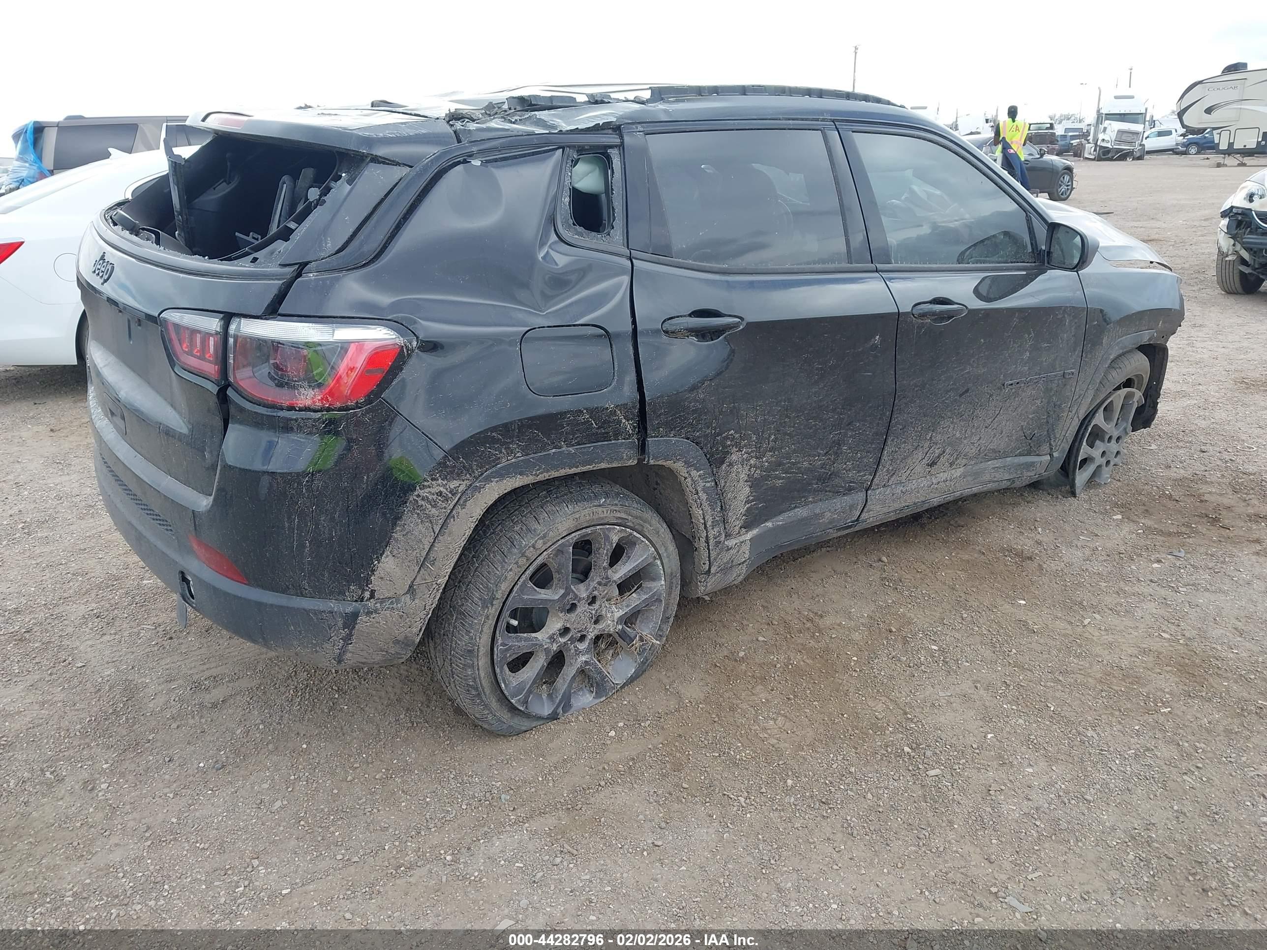 JEEP COMPASS image 4