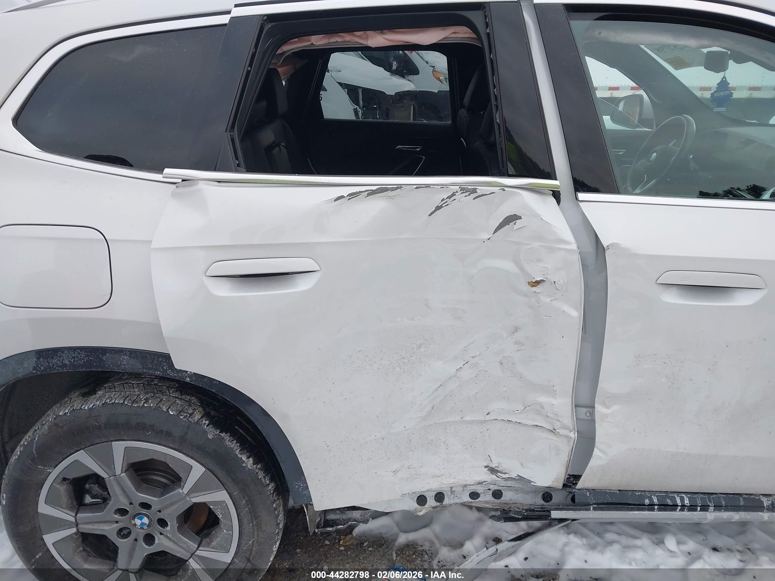 BMW X1 image 6