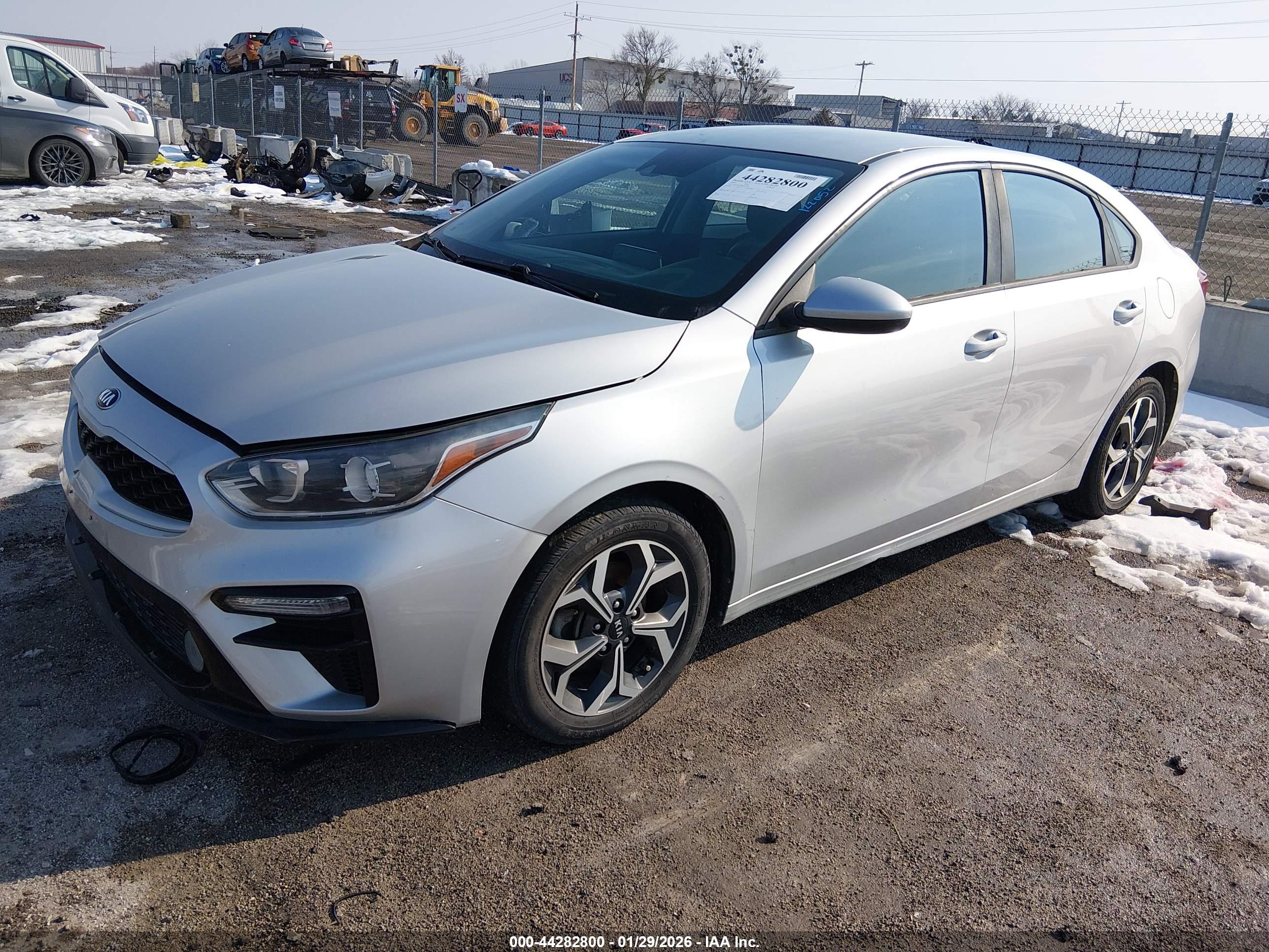 KIA FORTE image 2
