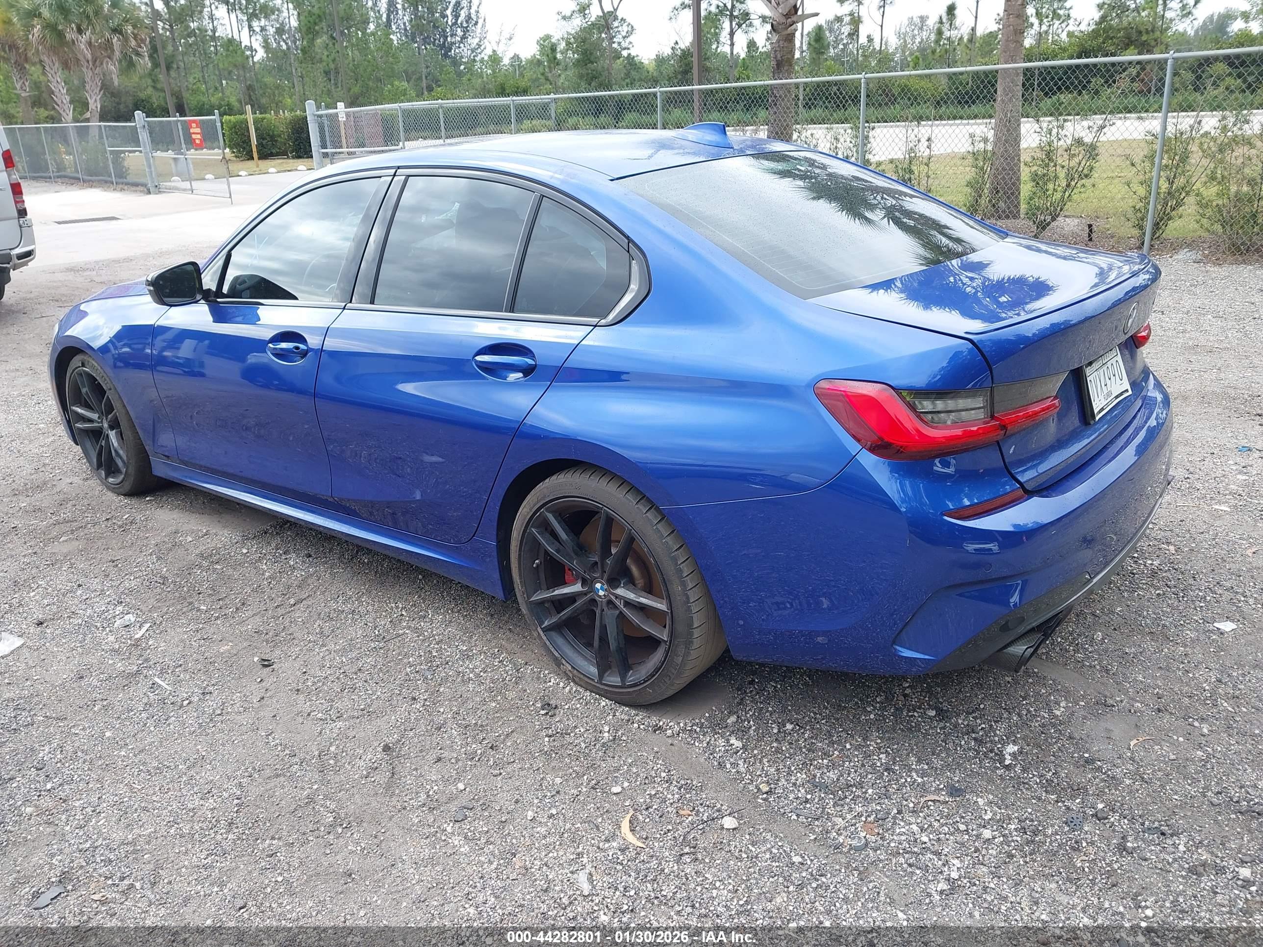 BMW 3 image 3