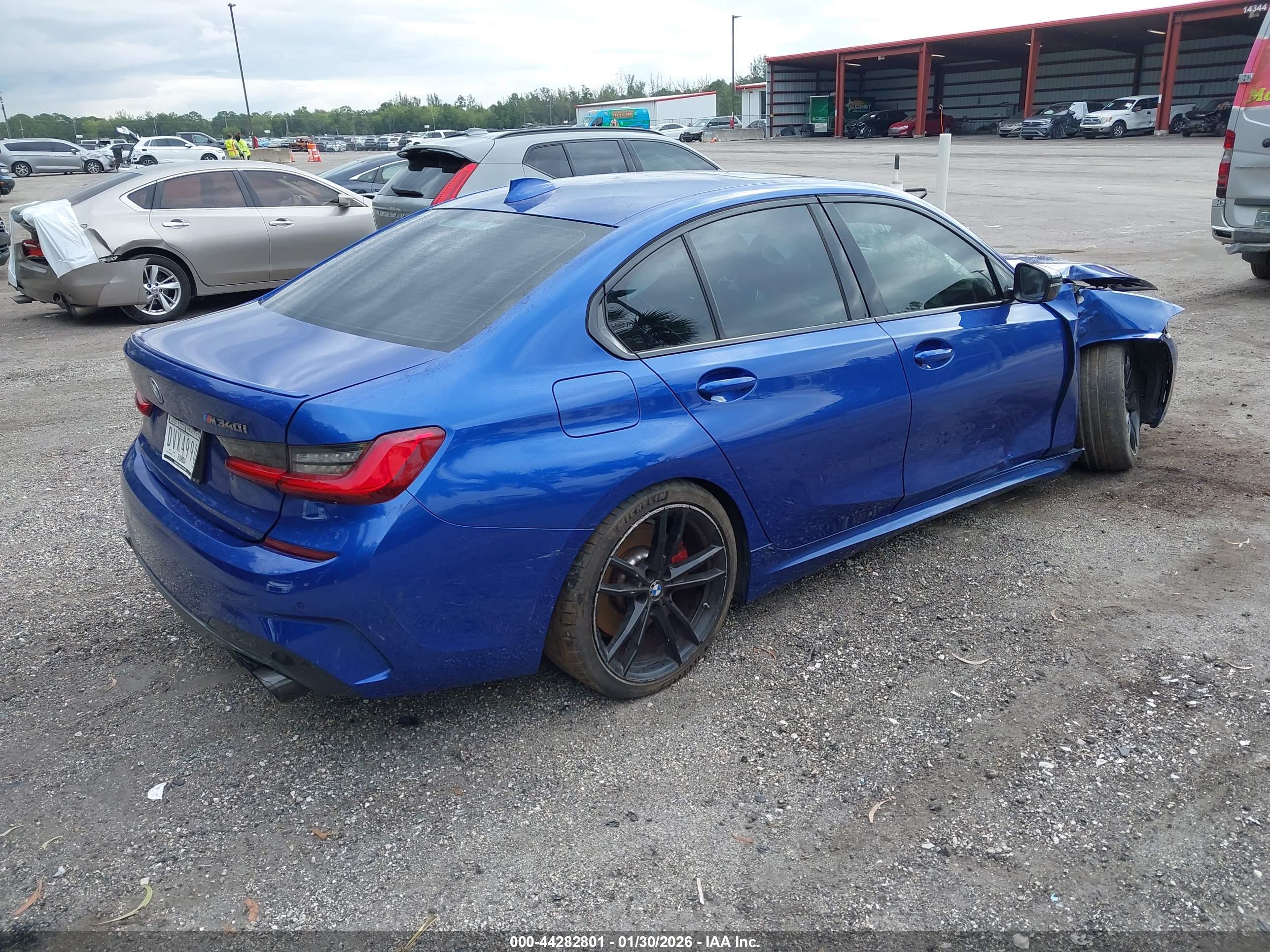 BMW 3 image 4