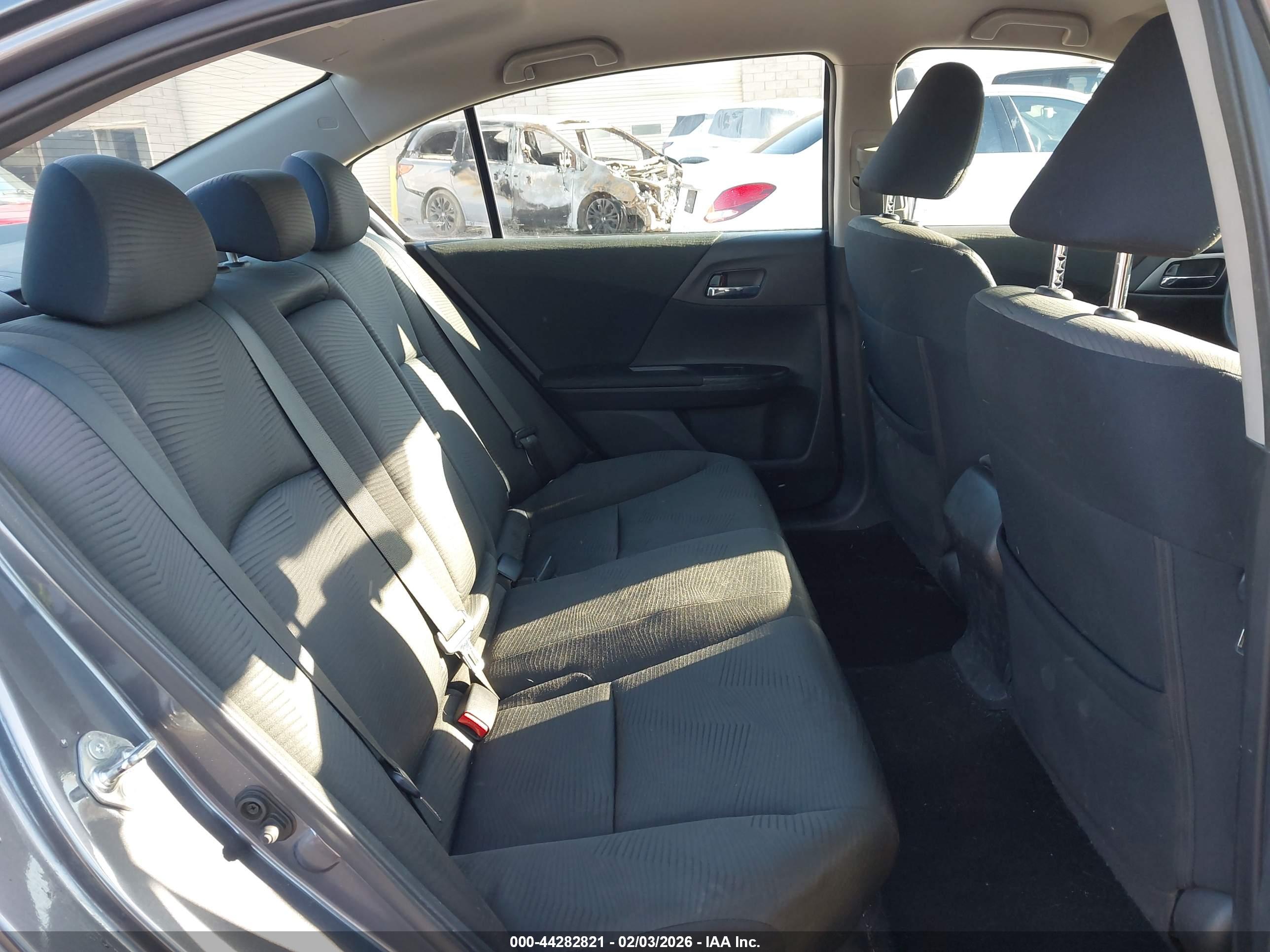 HONDA ACCORD image 8