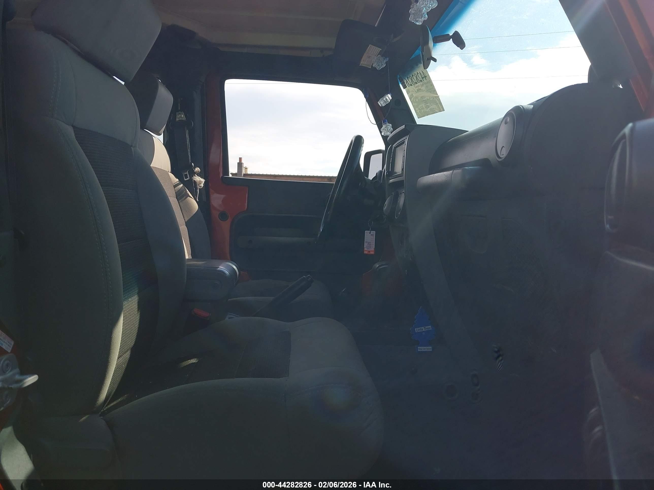 JEEP WRANGLER image 5
