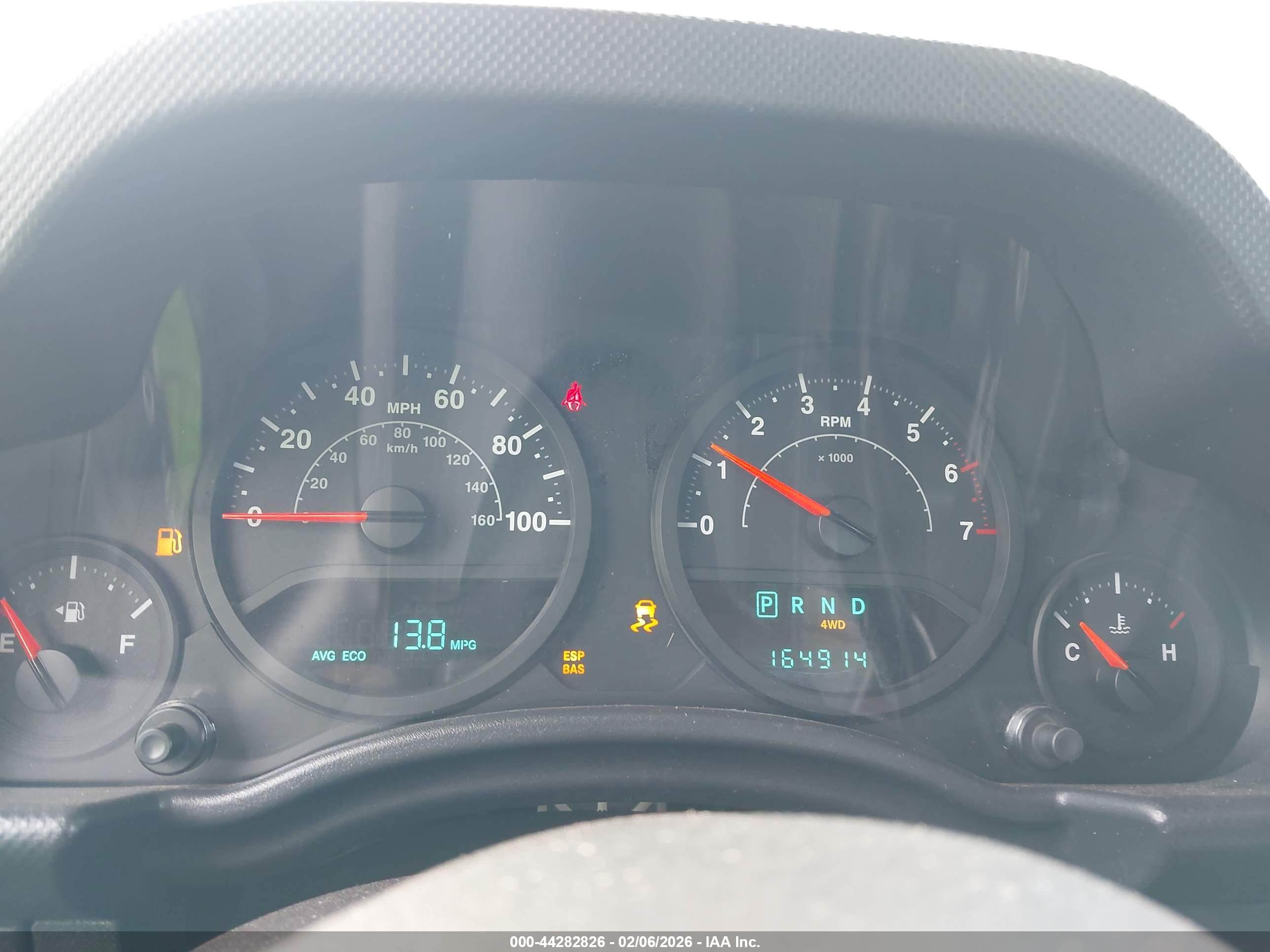 JEEP WRANGLER image 7