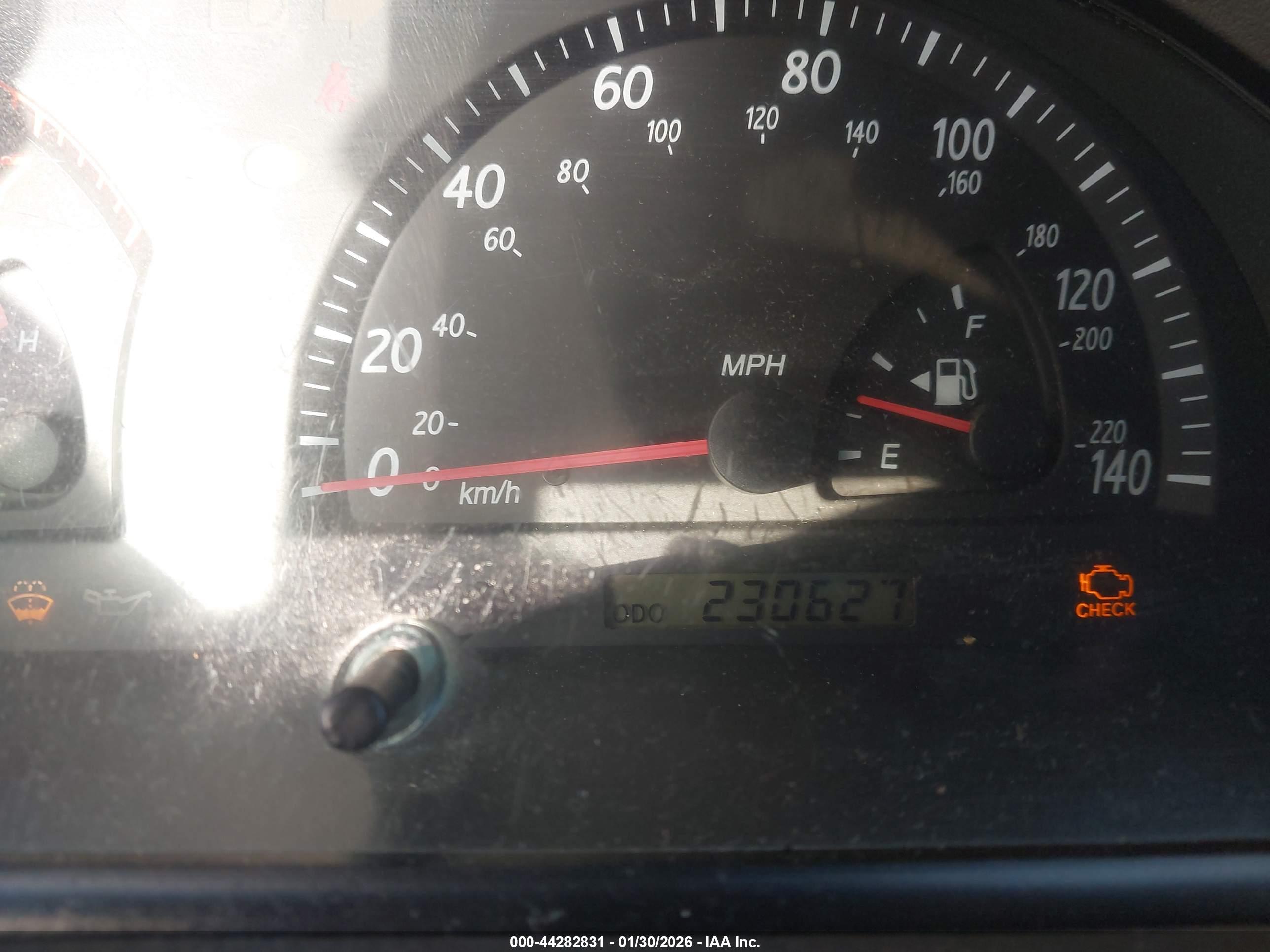 TOYOTA CAMRY image 7