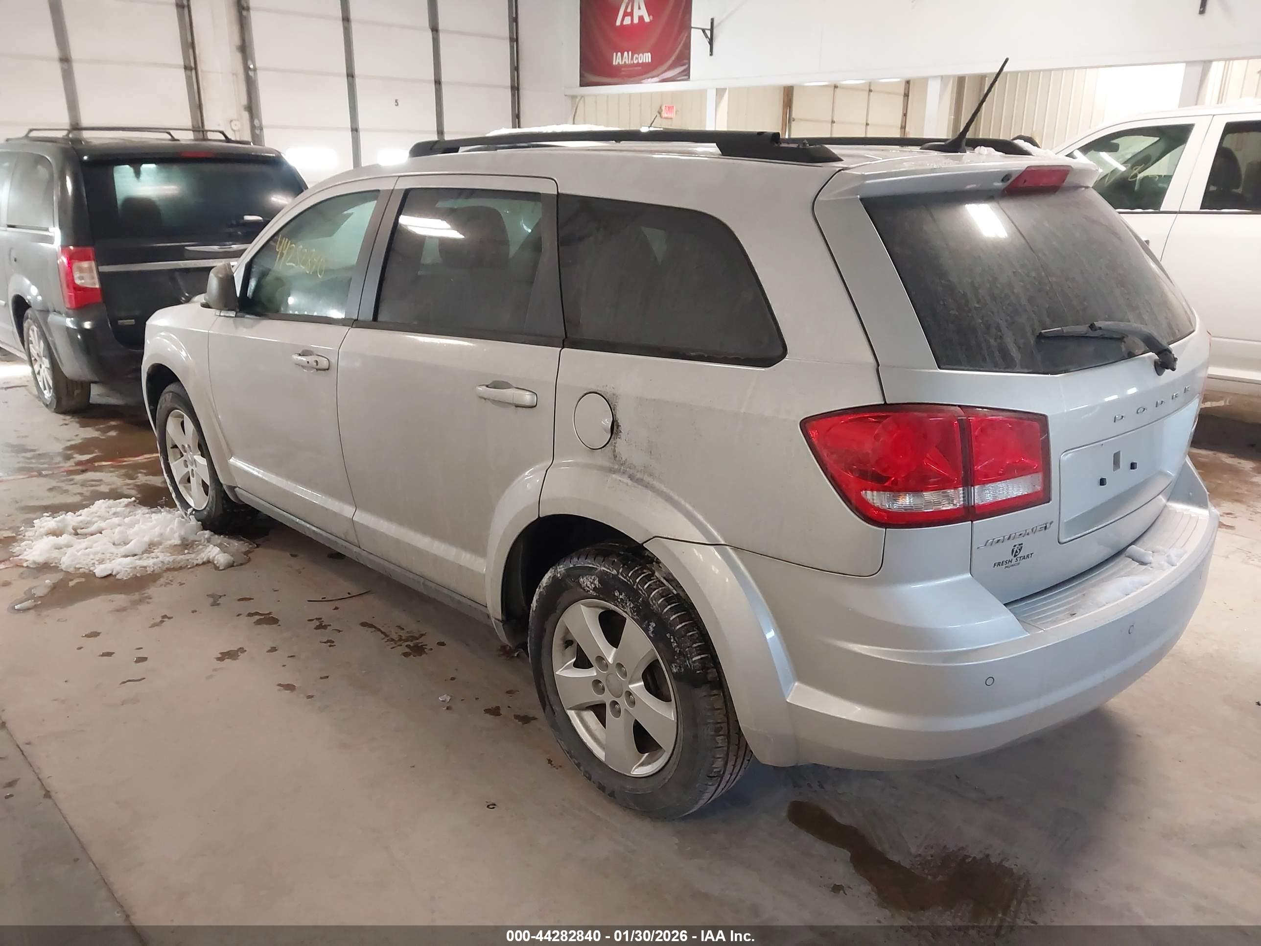 DODGE JOURNEY image 3
