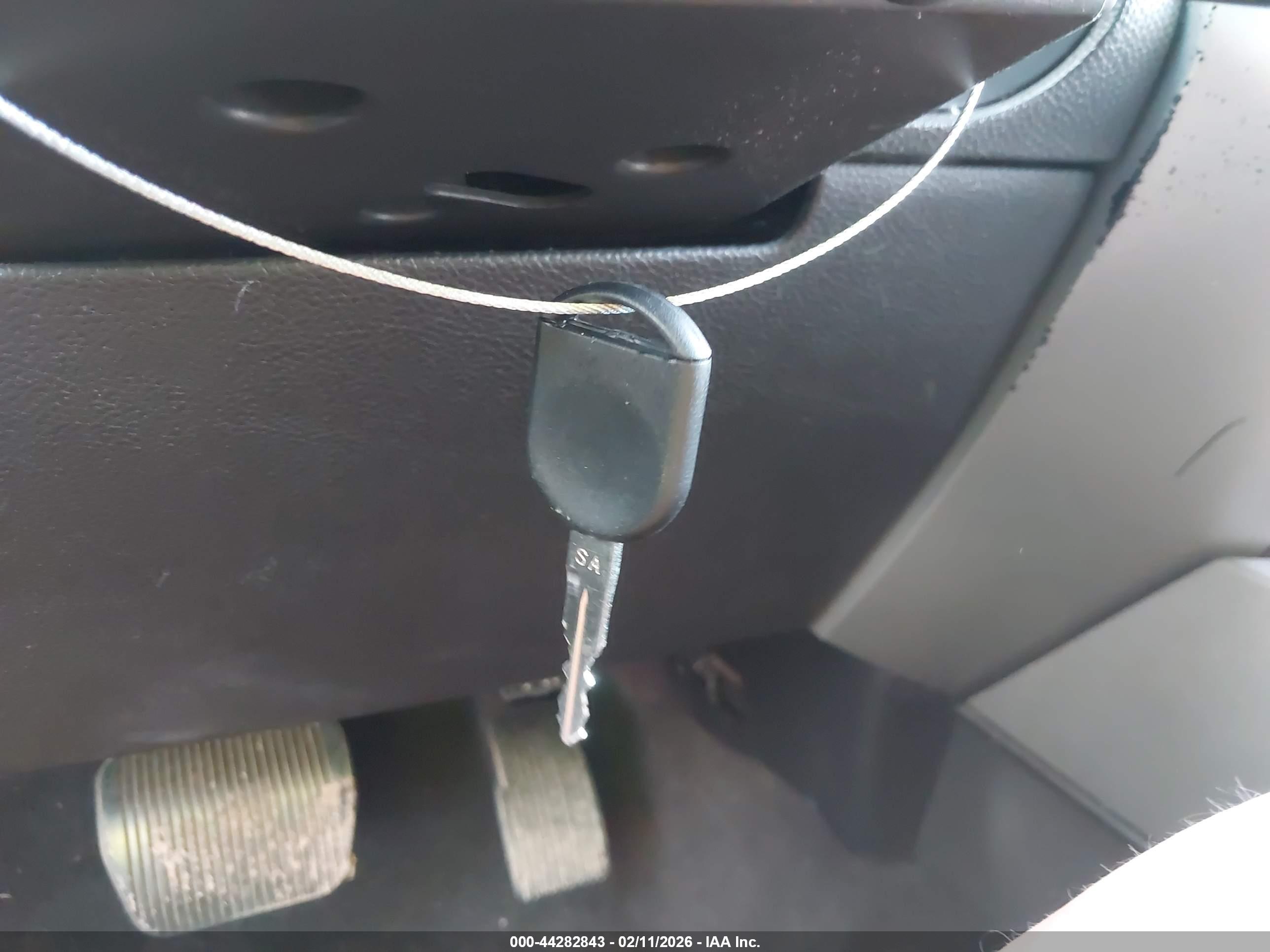 FORD EXPEDITION image 11