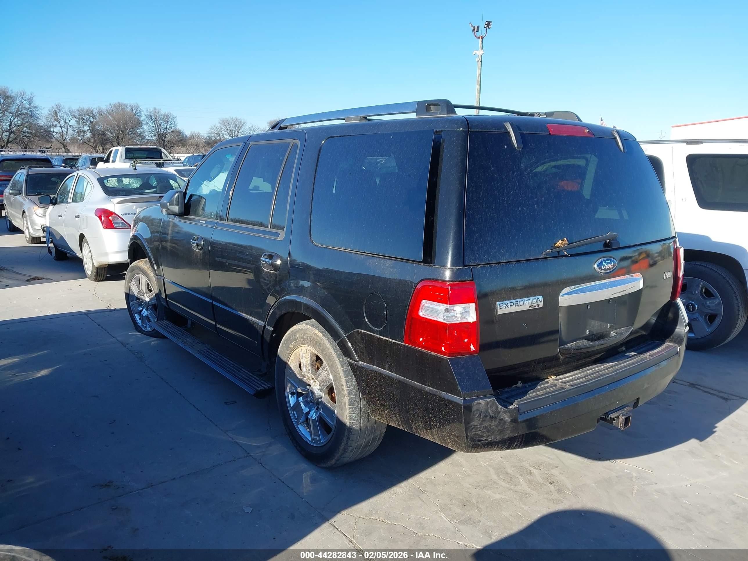 FORD EXPEDITION image 3