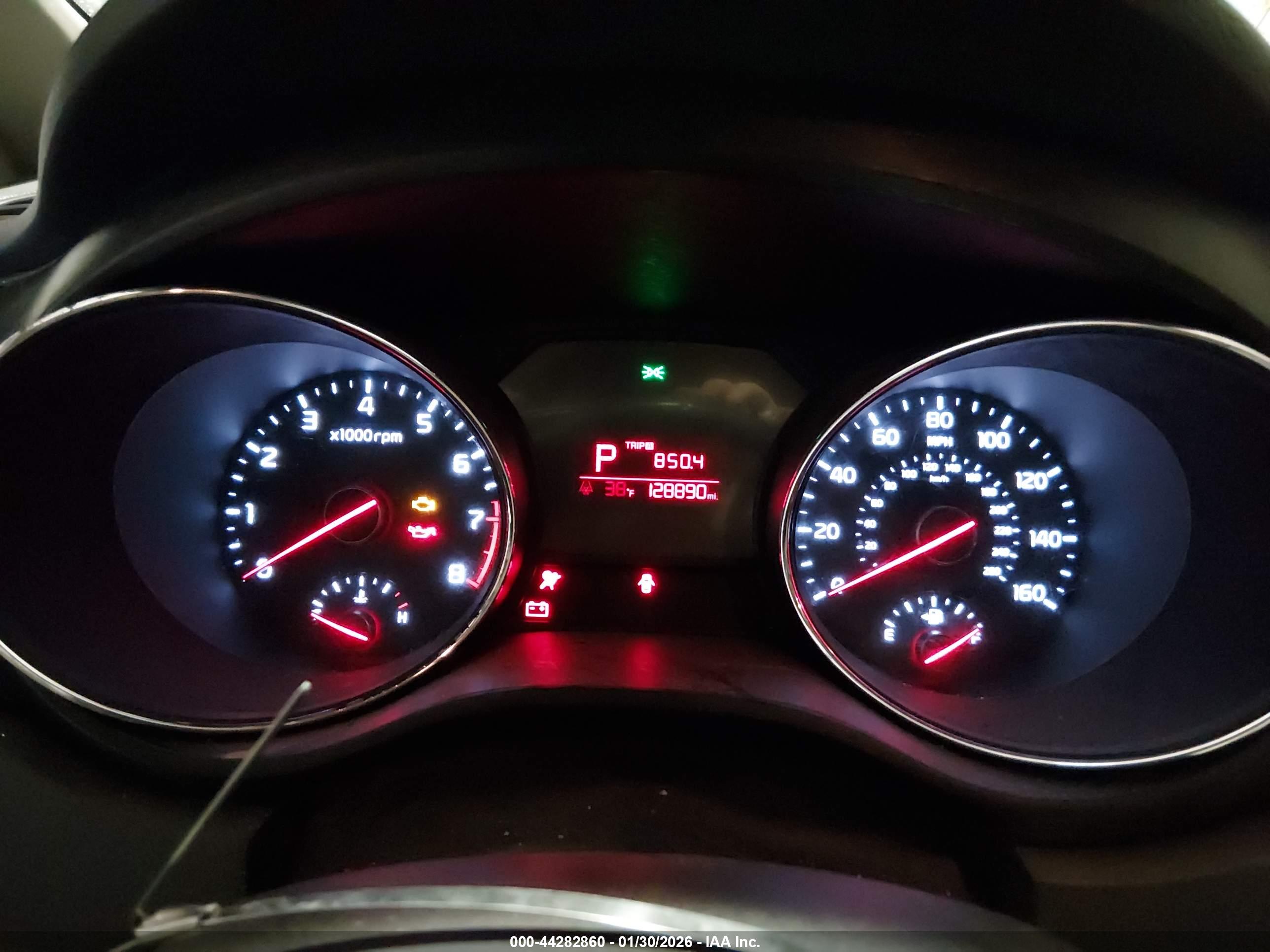 KIA SEDONA image 7